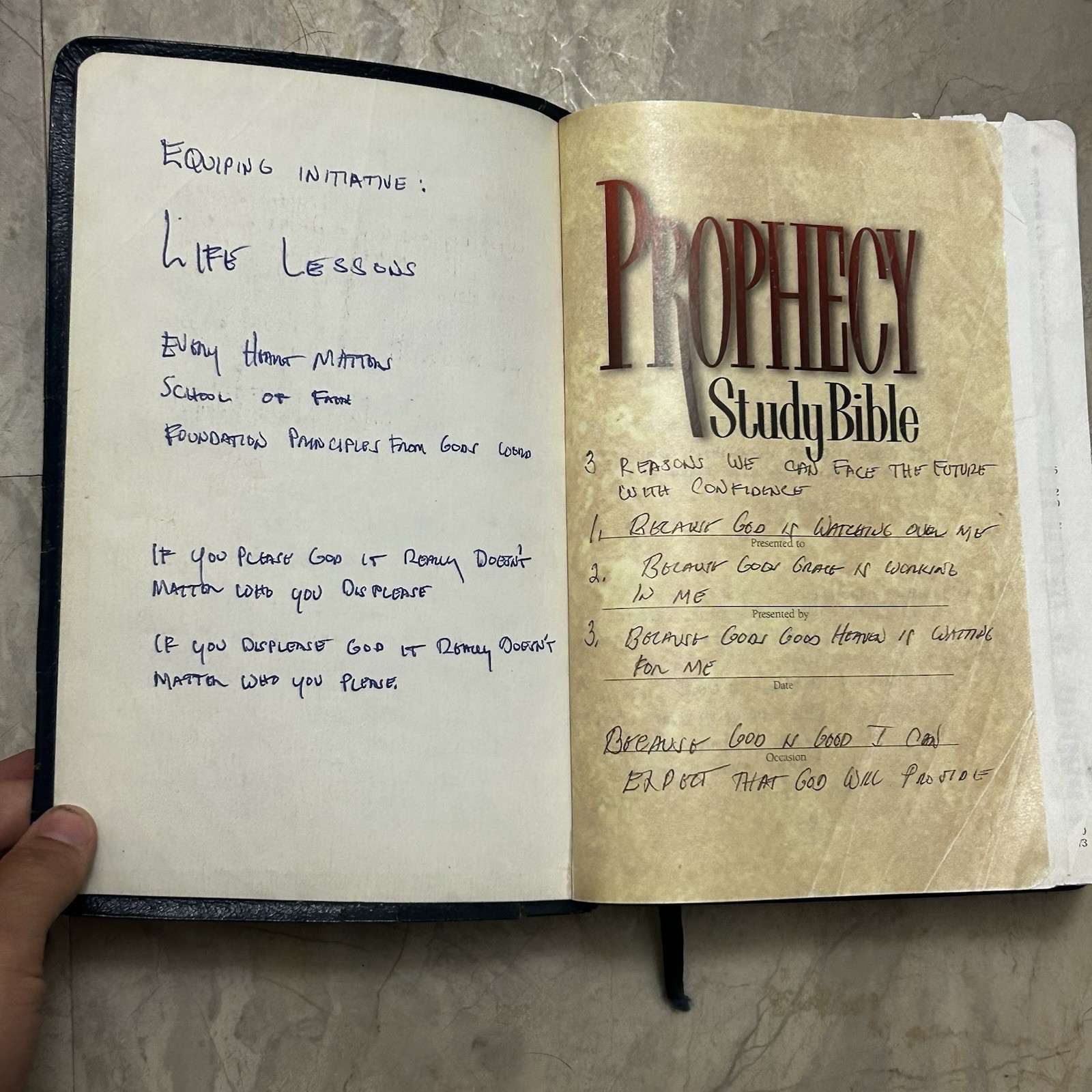 Holy Bible John Hagee Prophecy Study Bible NKJV Bonded Leather 1997