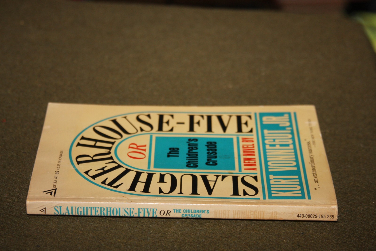 Slaughterhouse-Five by Kurt Vonnegut, Jr. 1969 TPB 4th Print Delta