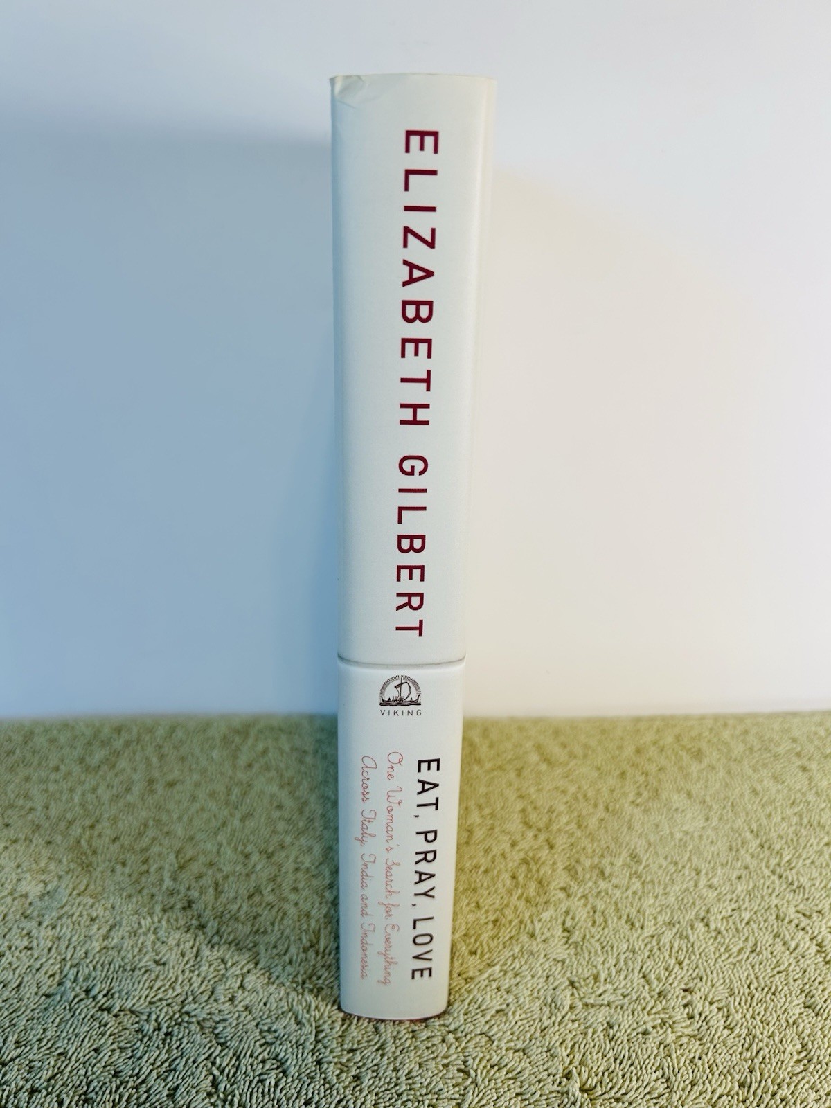 Signed Eat, Pray, Love by Elizabeth Gilbert HCDJ Autograph Later Print