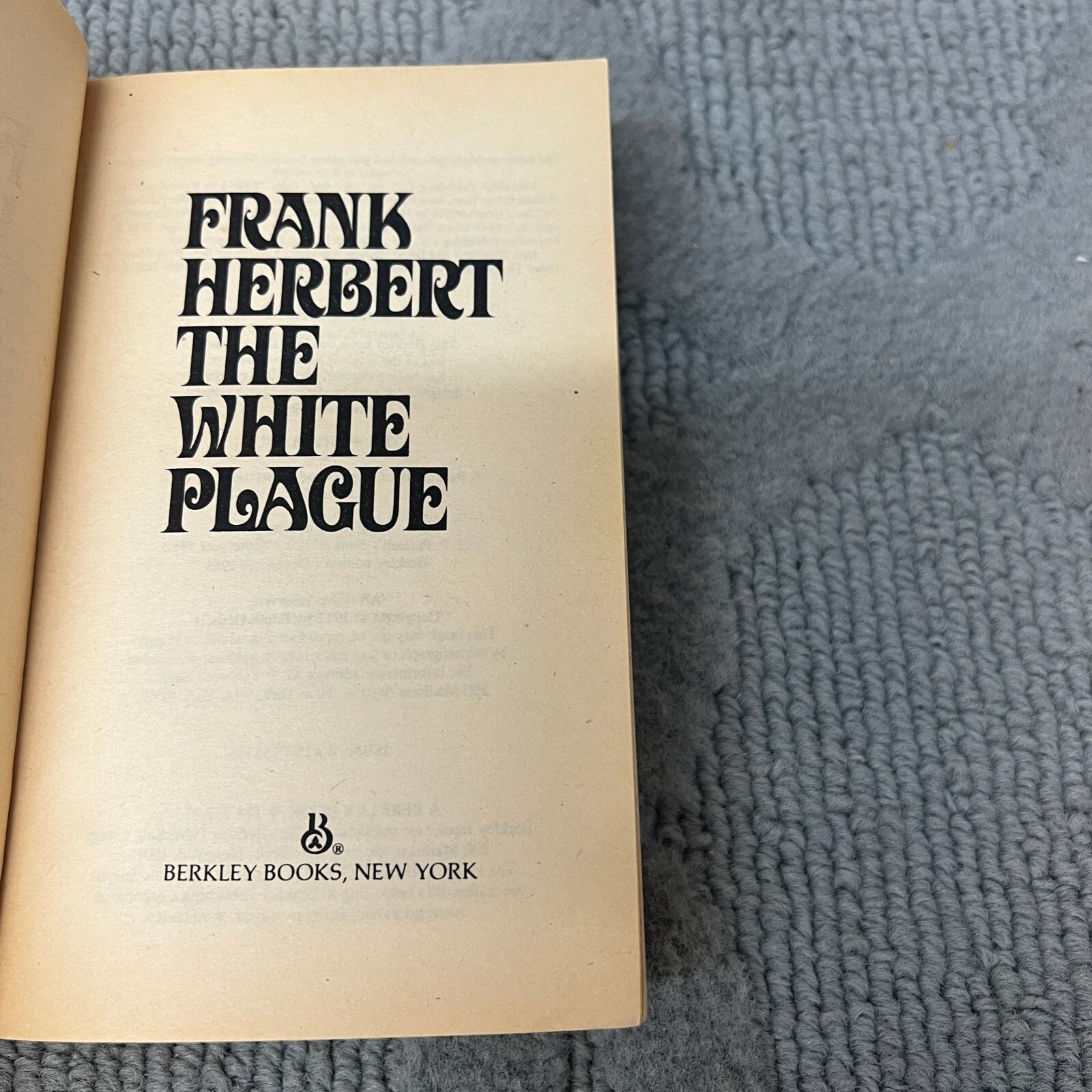 The White Plague Science Fiction Paperback Book by Frank Herbert Berkley 1983