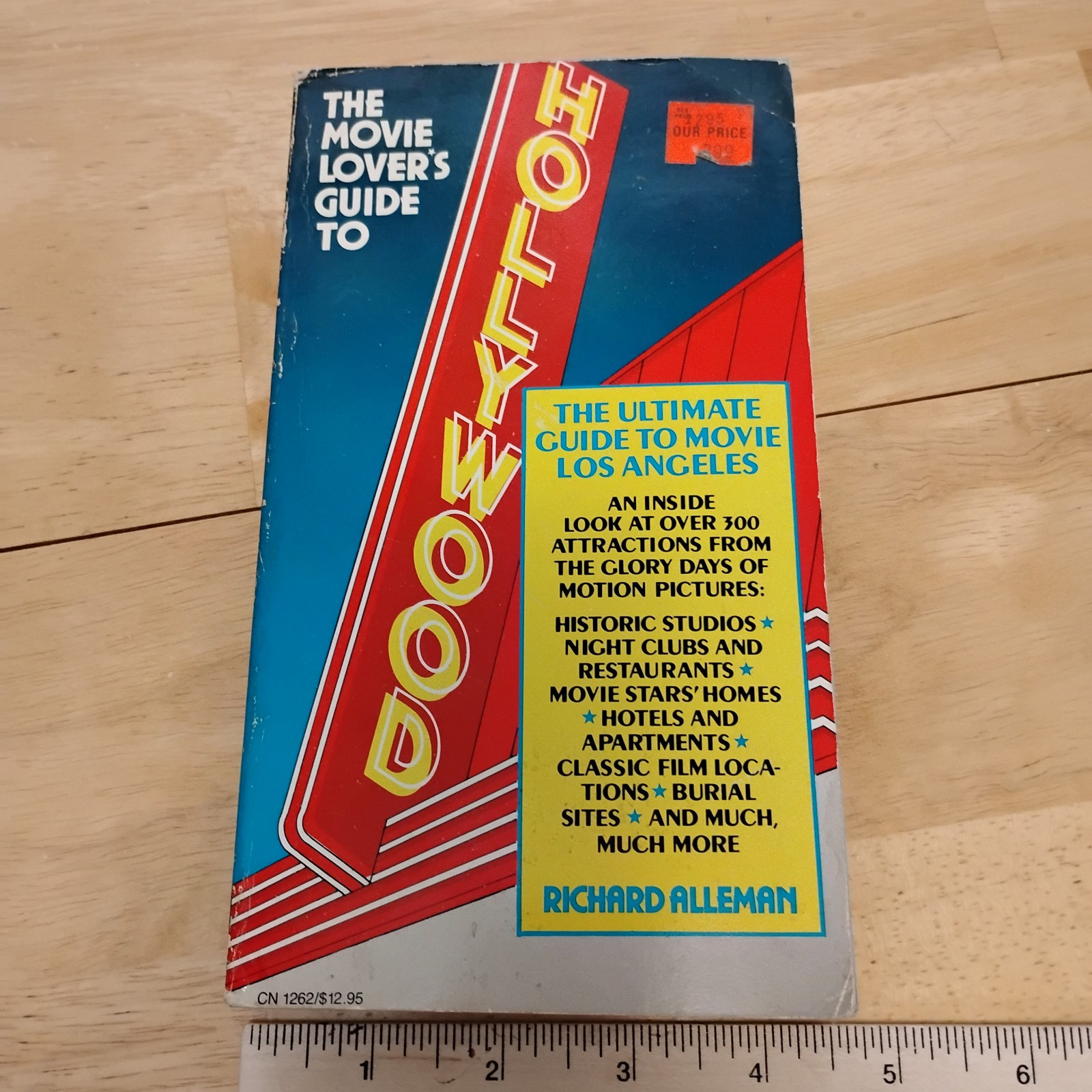 1985 The Movie Lover’s Guide to Hollywood Paperback Book 328 Pages Binding Loose