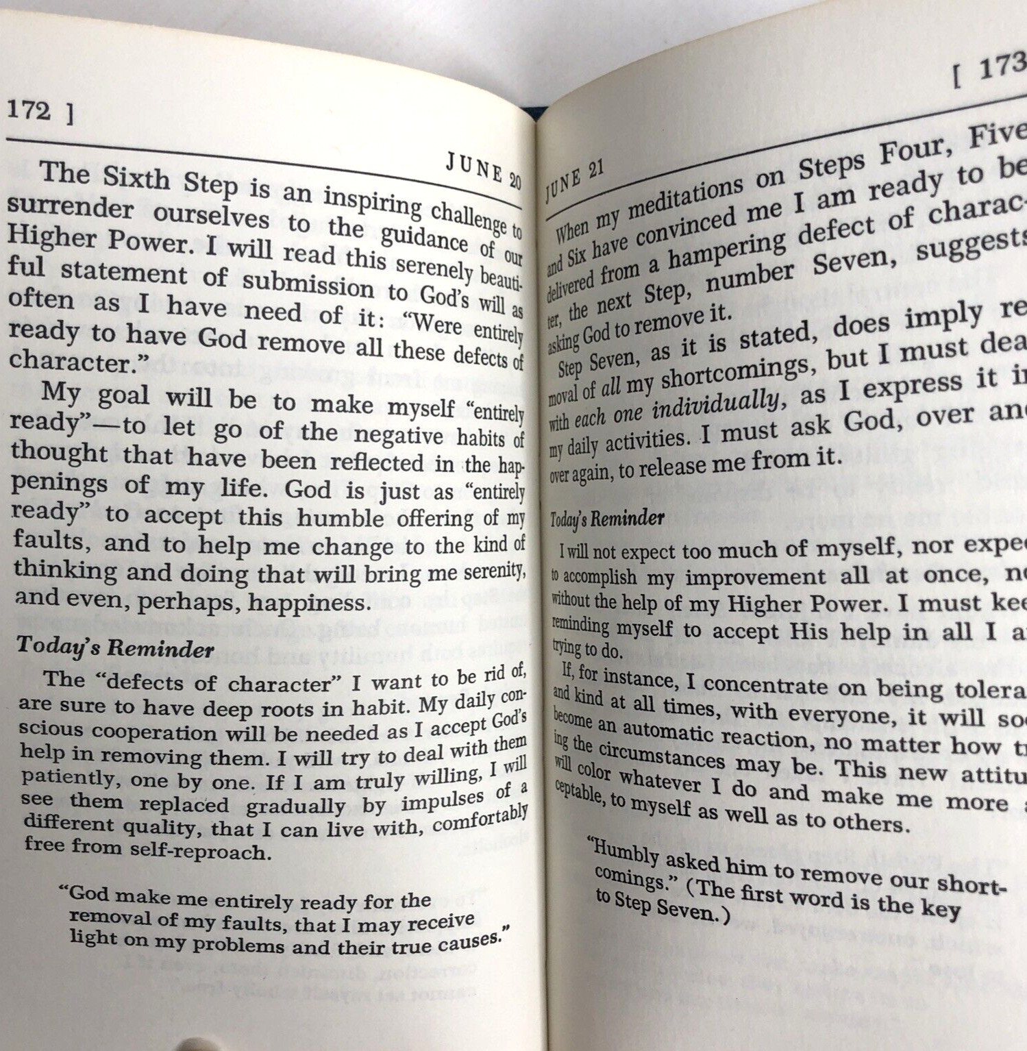 One Day at a Time in Al-Anon Pocket Size 1979 Thirteenth Printing Vintage Book