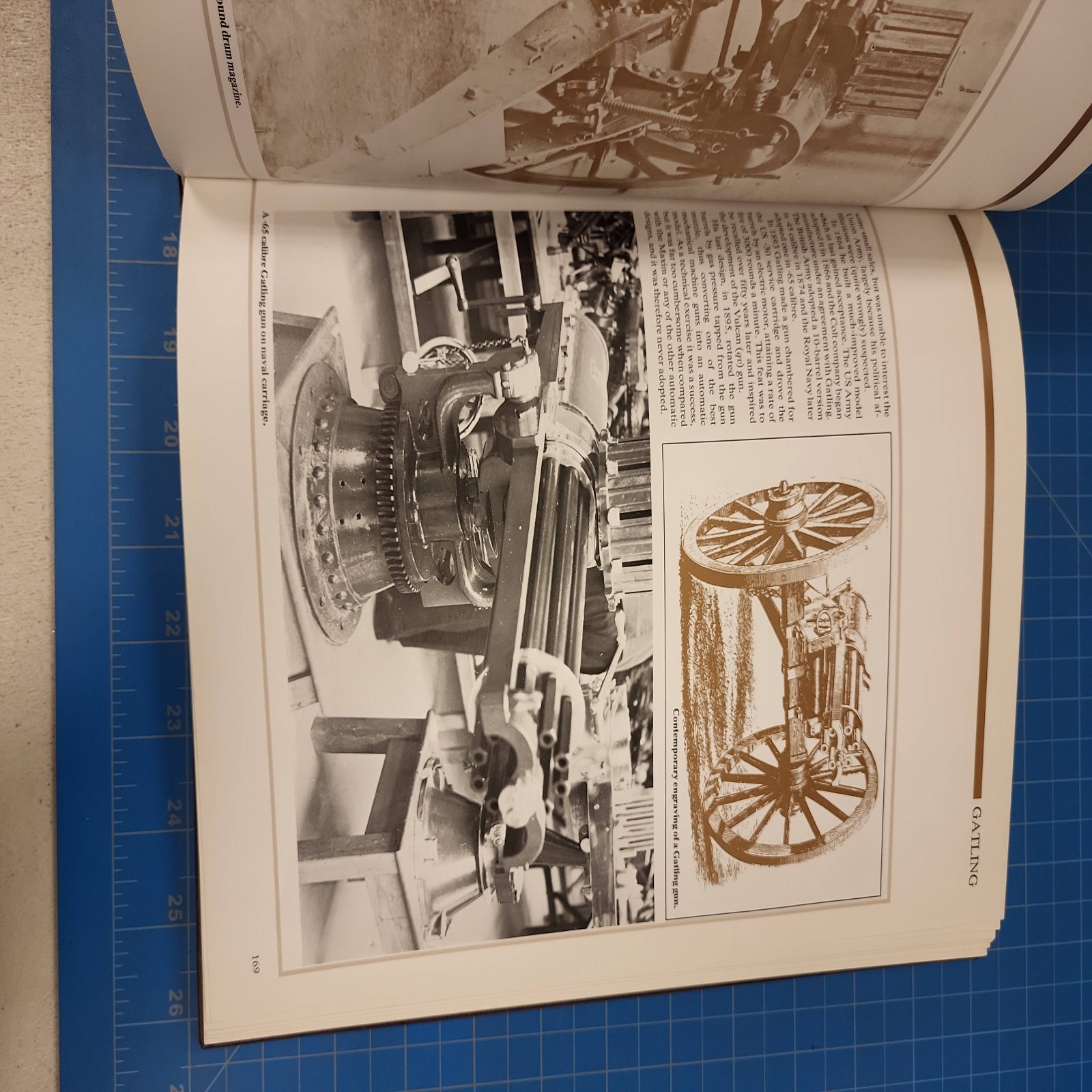 Illustrated Encyclopedia Firearms Ian V Hogg Gun Book History Reference Guide