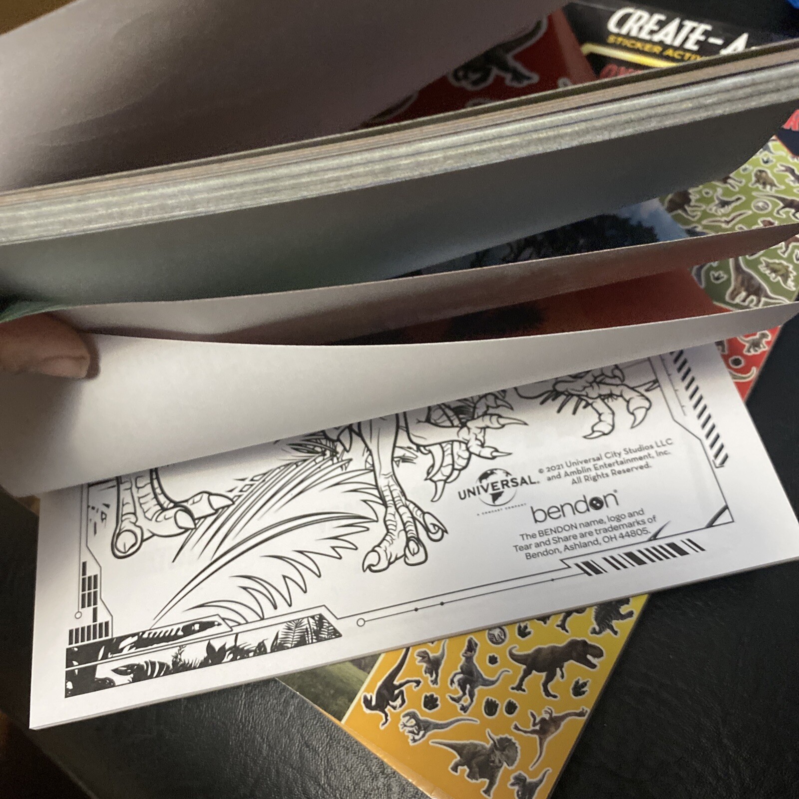 JURASSIC 11×8 Jurassic World Create A Scene Sticker Activity Pad To Color