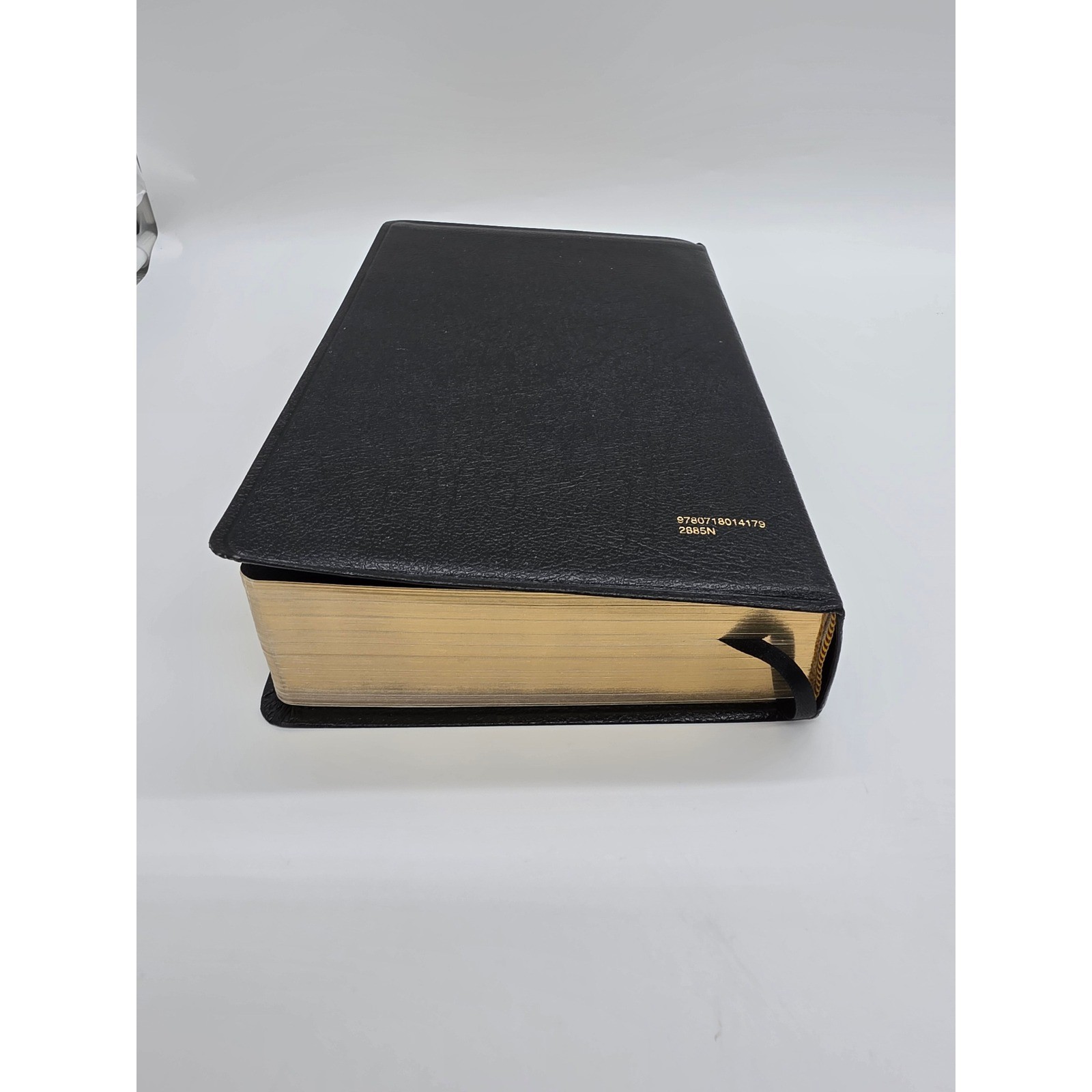 Nelson NKJV Study Bible New King James Version Black Bonded Leather Gold Gilded