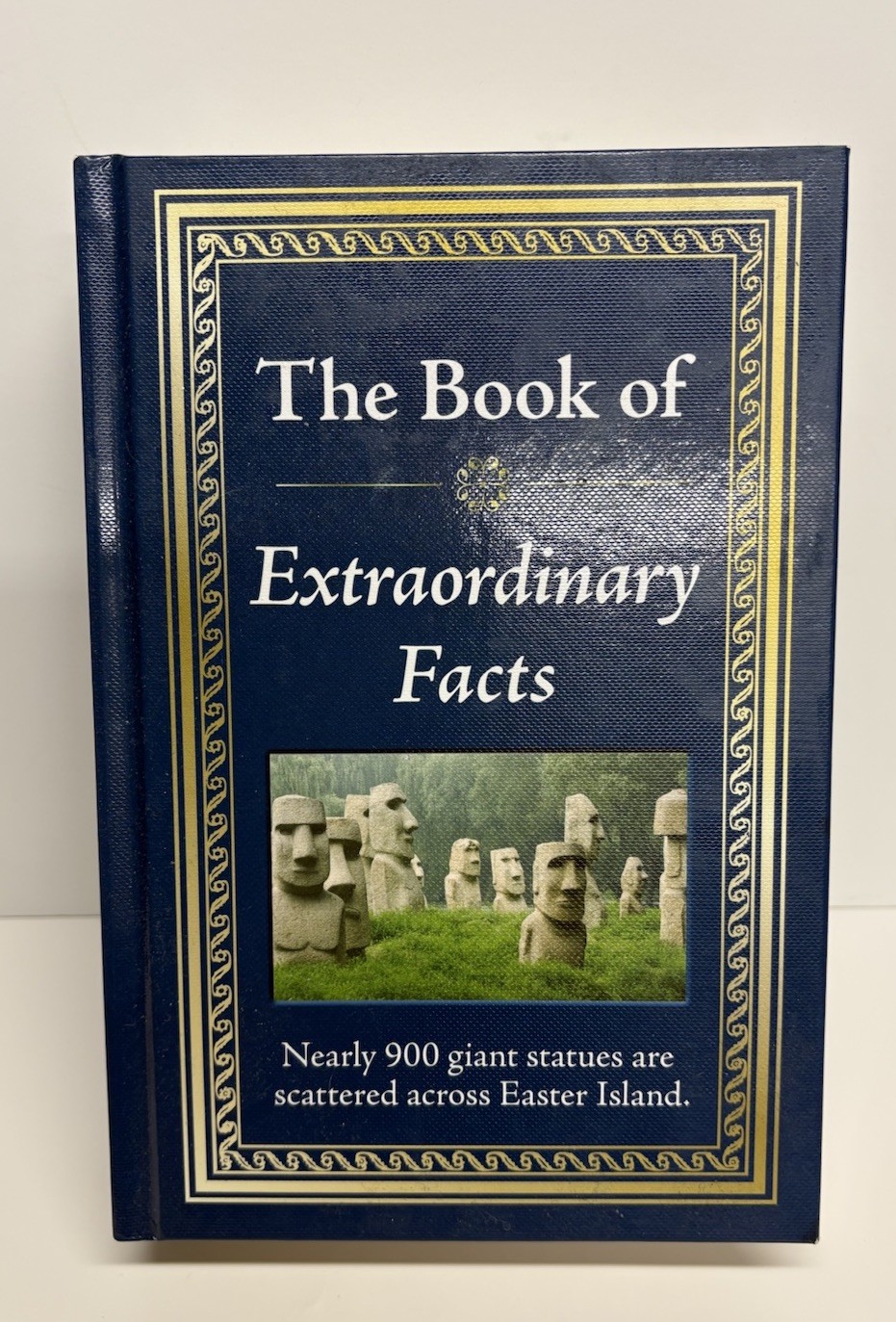 Hardcover Book Of Extraordinary Facts 704 Pages Of Trivia Facts