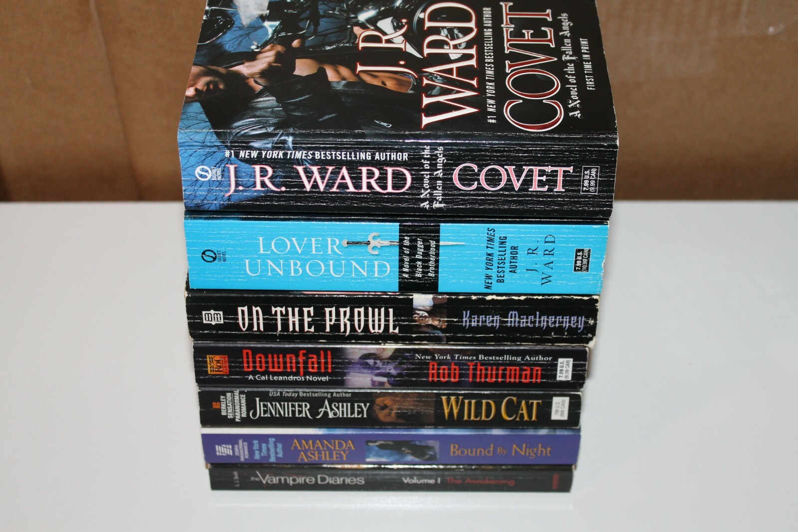 7 VAMPIRE PARANORMAL ROMANCE BOOKS J R WARD AMANDA ASHLEY ROB THURMAN COVET