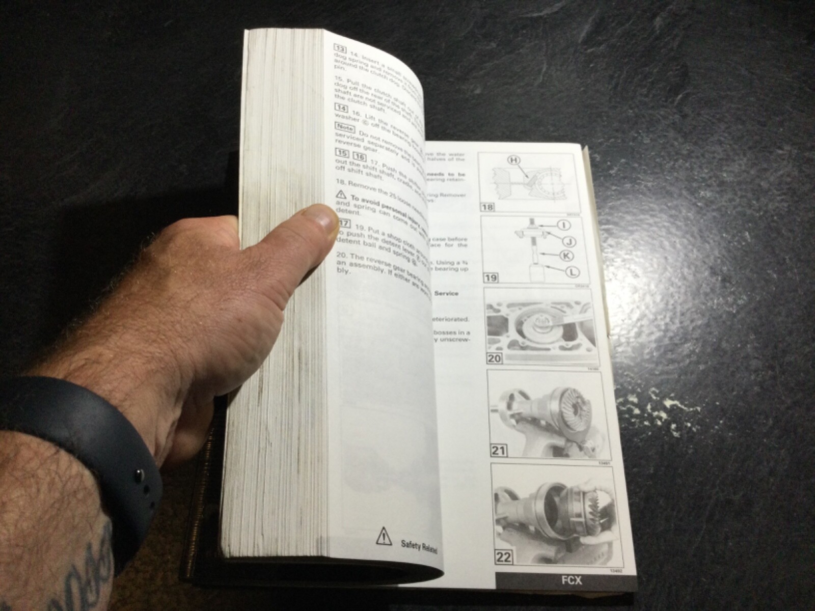 1999 Evinrude EE 90, 115, 150, 175 HP FFI V4 & V6 Outboard Service Manual 787024