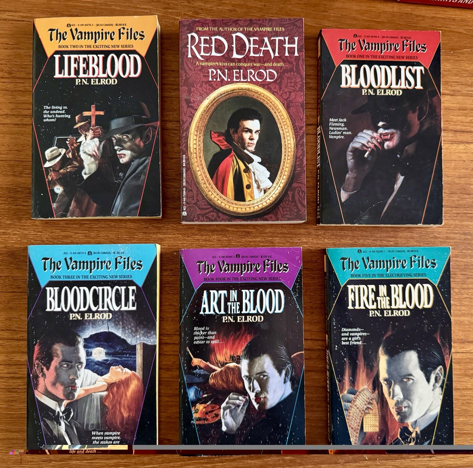 VAMPIRE Dracula PAPERBACK Book LOT Horror PN ELROD Les Daniels DAN SIMMONS++