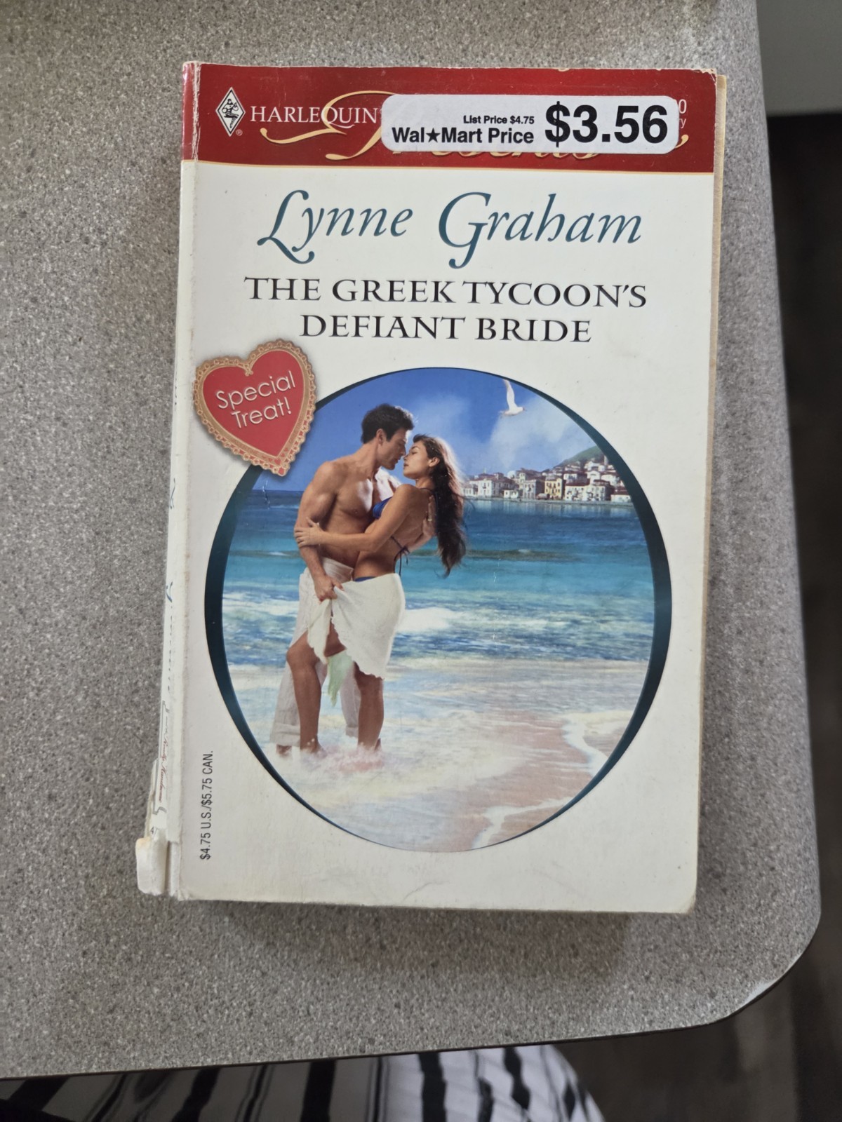 Harlequin Presents Lot Of 12 Romance. Paperback