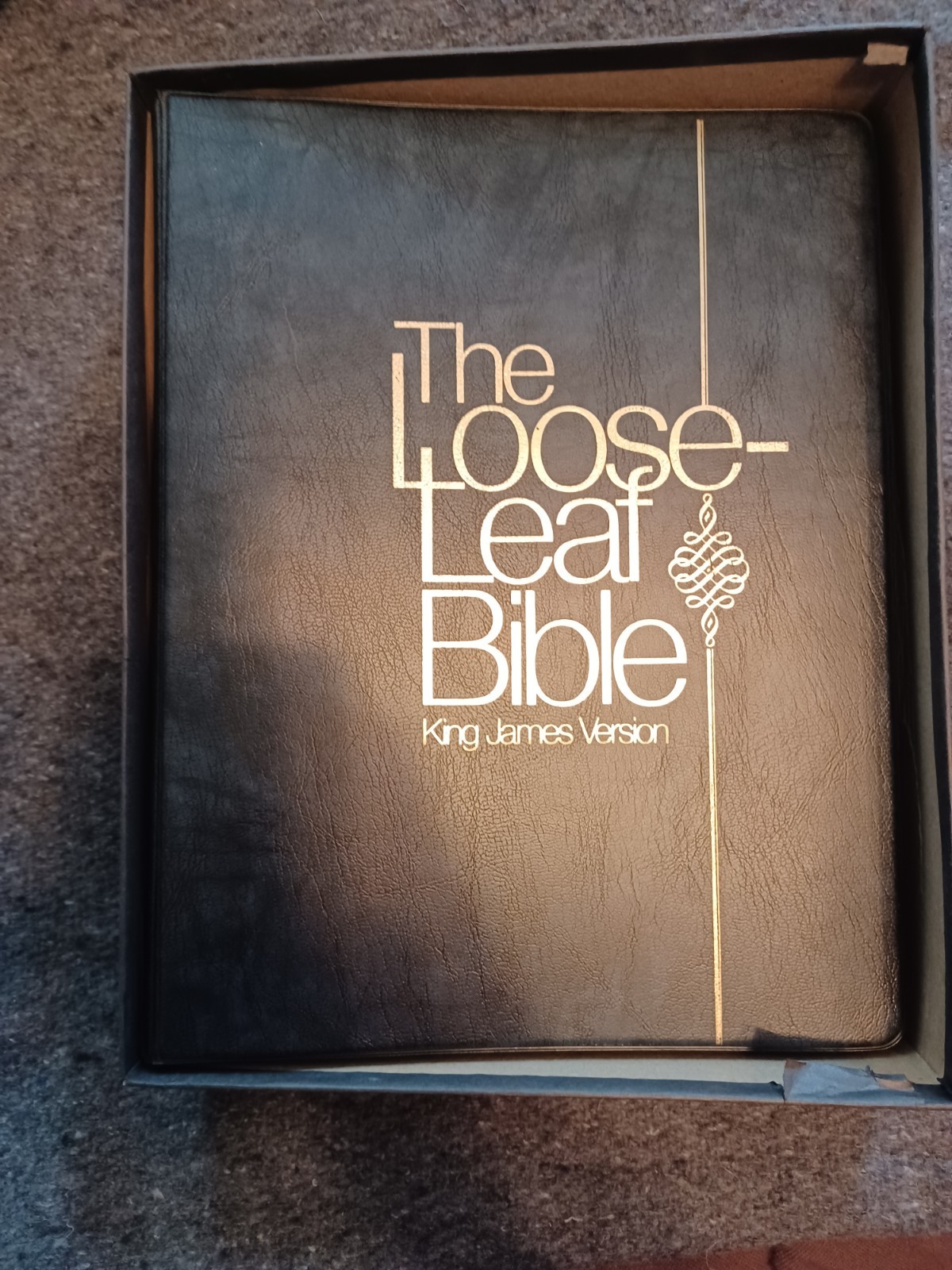 Revell The Loose Leaf Bible King James Version