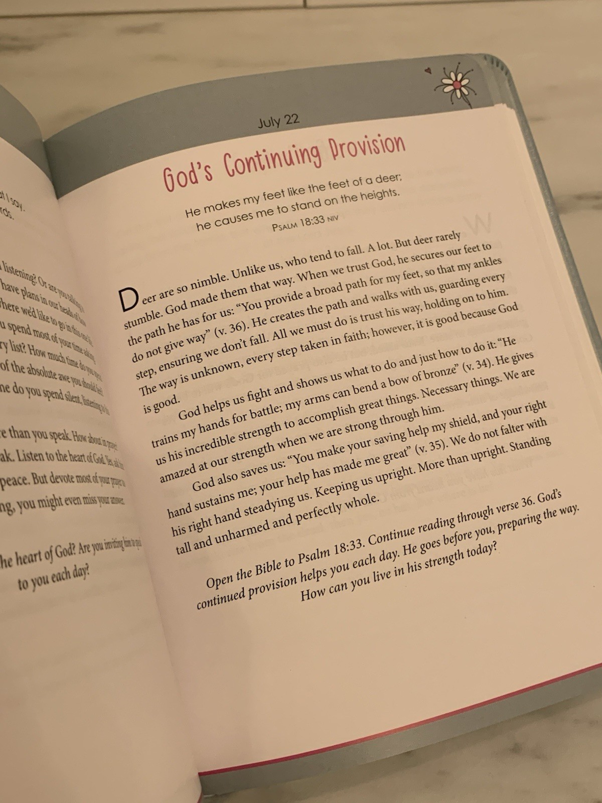 ✨Trusting God with Every Breath: 365 Daily Devotions Devotional Bible Verses ✨