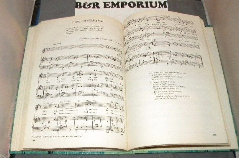 The Weavers‘ Song Book – (1960 Harper & Brothers) – Hardcover, 177 pages