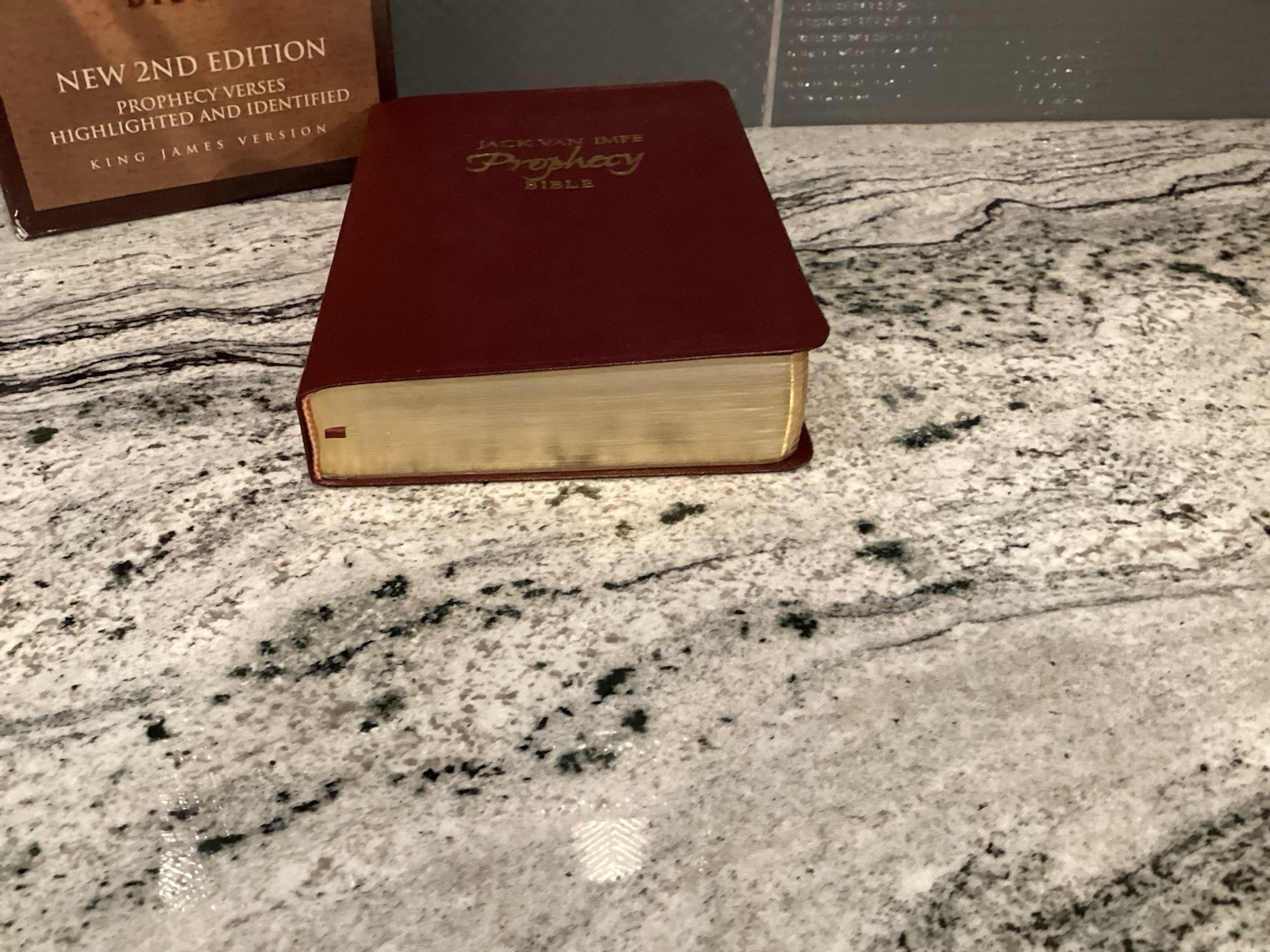 The Jack Van Impe Prophecy Bible New 2nd Edition King James Version EUC