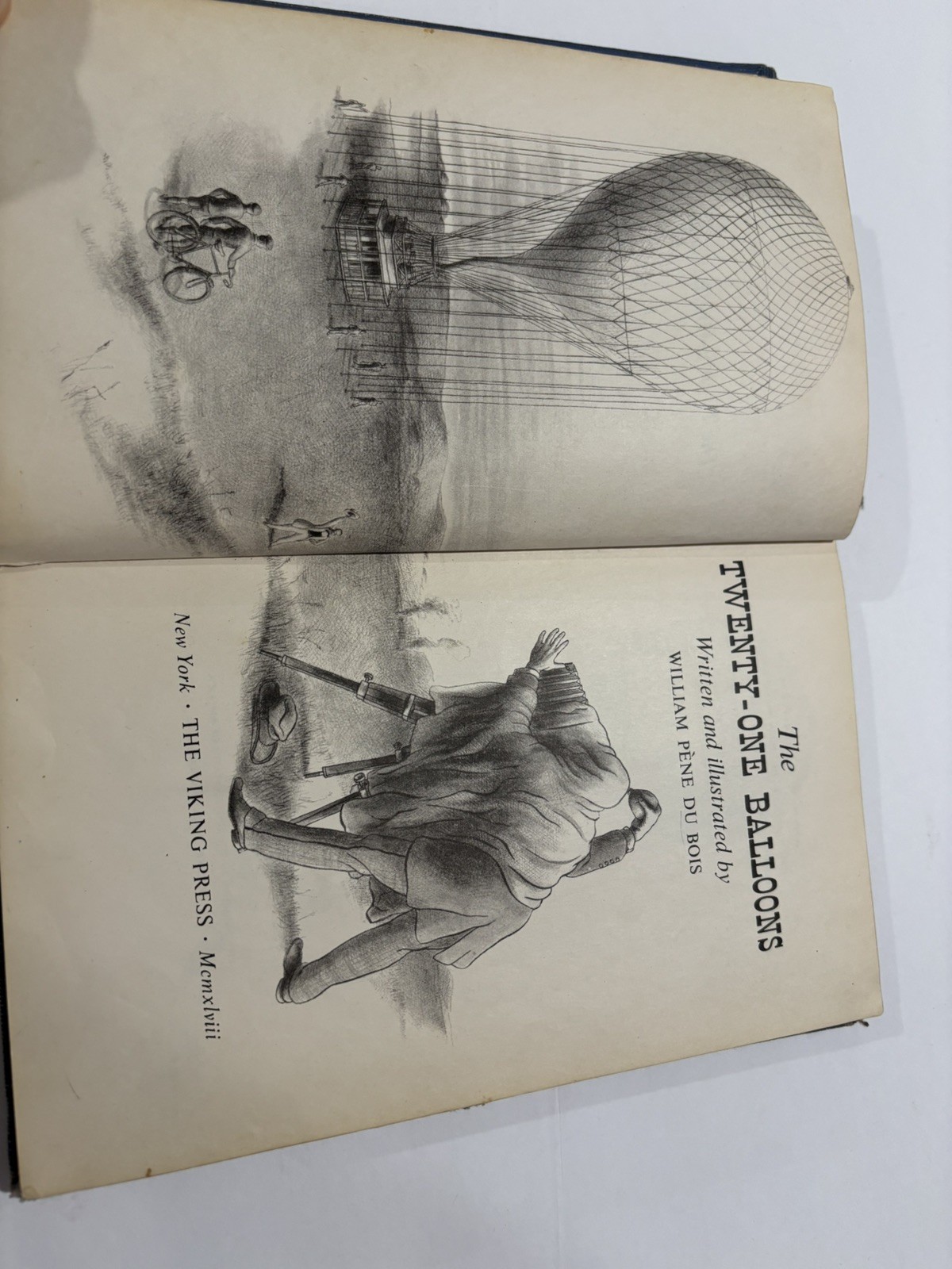 Vintage copy of The 21 Balloons William Pène du Bois 1950 Macmillan Co.
