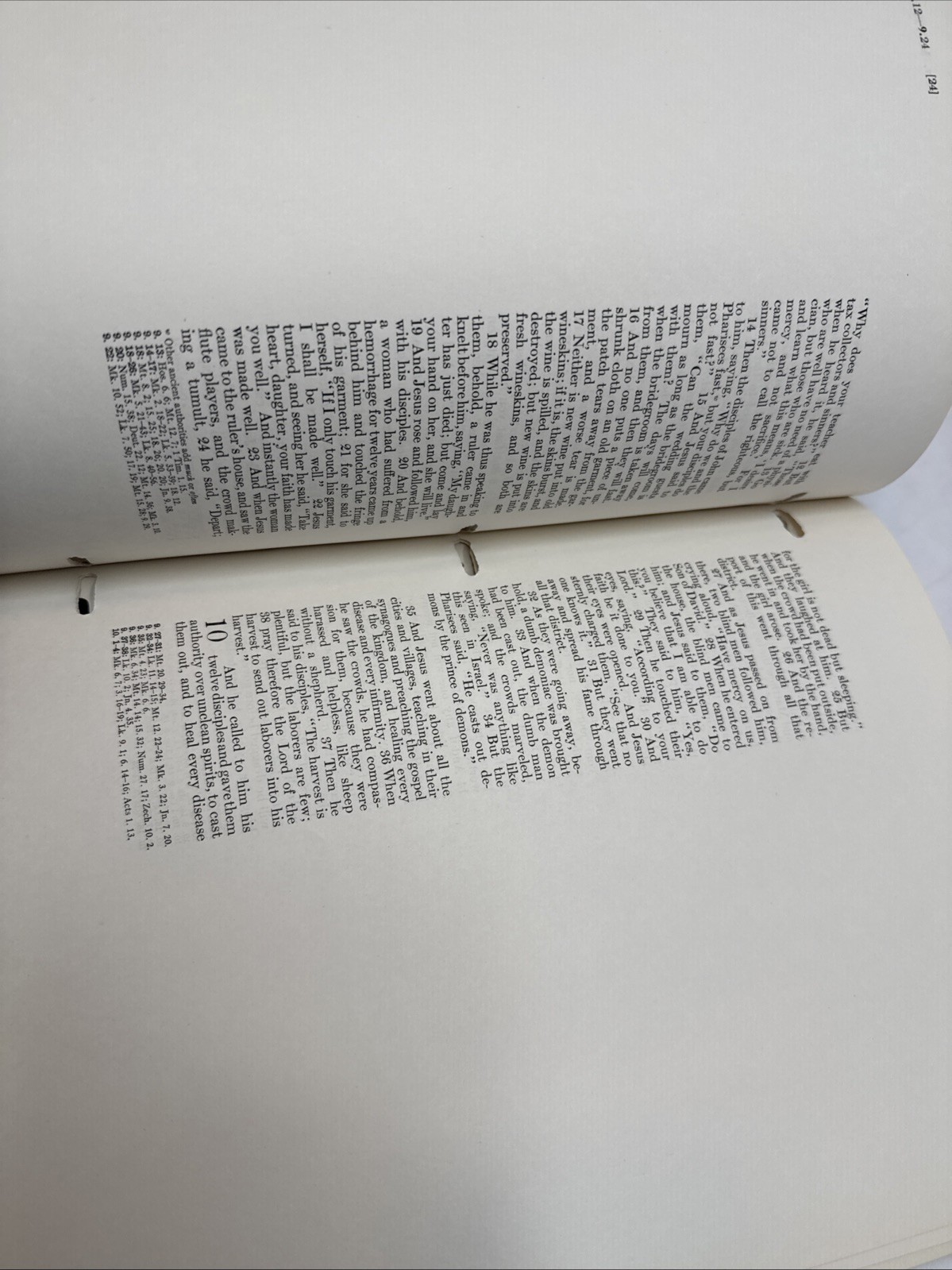 Loose Leaf Wide Margin Holy Bible RSV New Testament