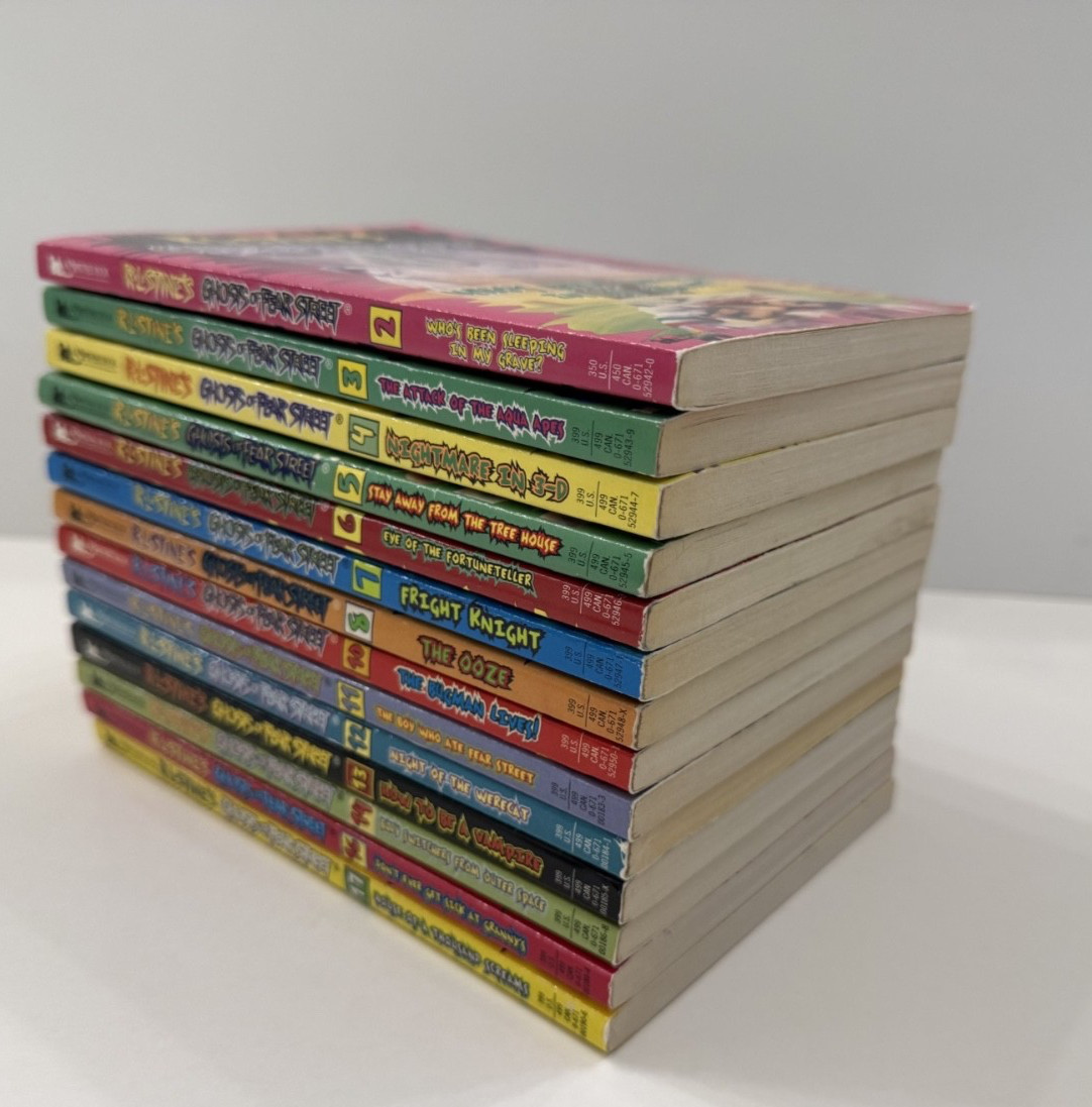 Lot of 14 Like New Vtg RL Stine Ghosts of Fear Street ppbs 13 are 1st print