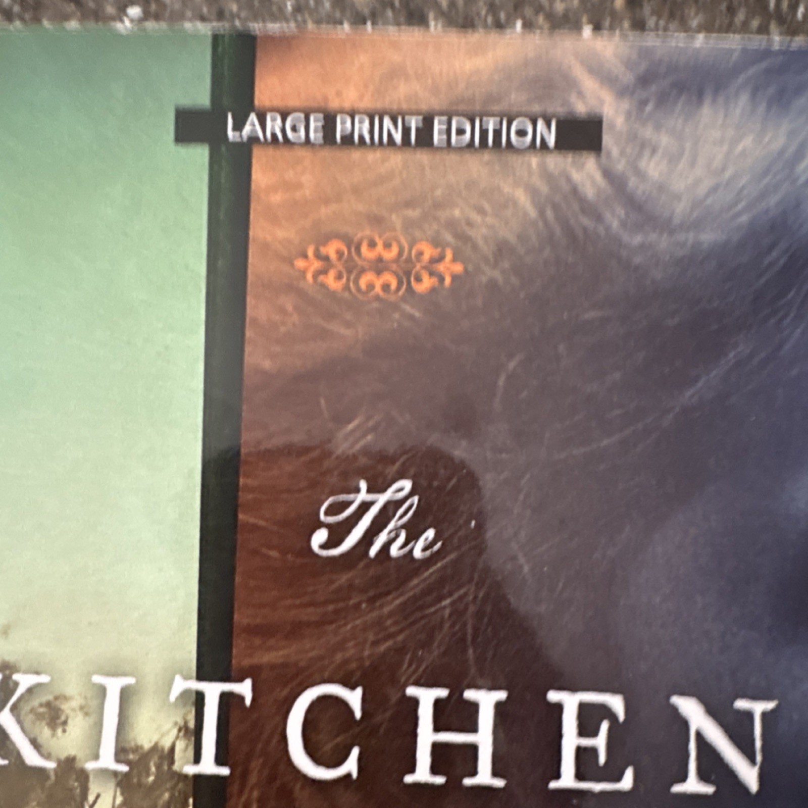 The Kitchen House by Kathleen Grissom Gale Cengage Learning Large Print PB 2013