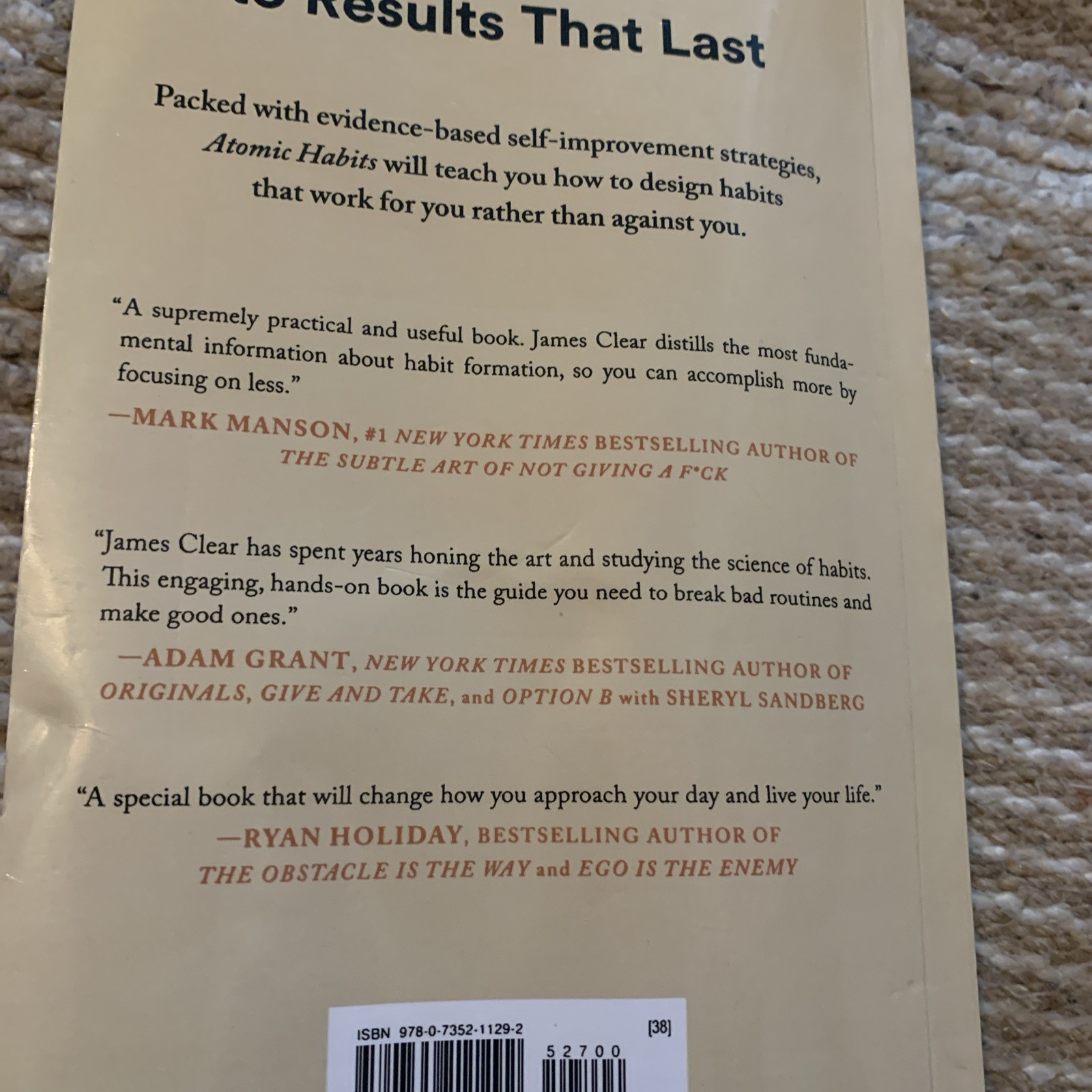 *Atomic Habits* by James Clear Build Good Habits & Break Bad Ones (Paperback)