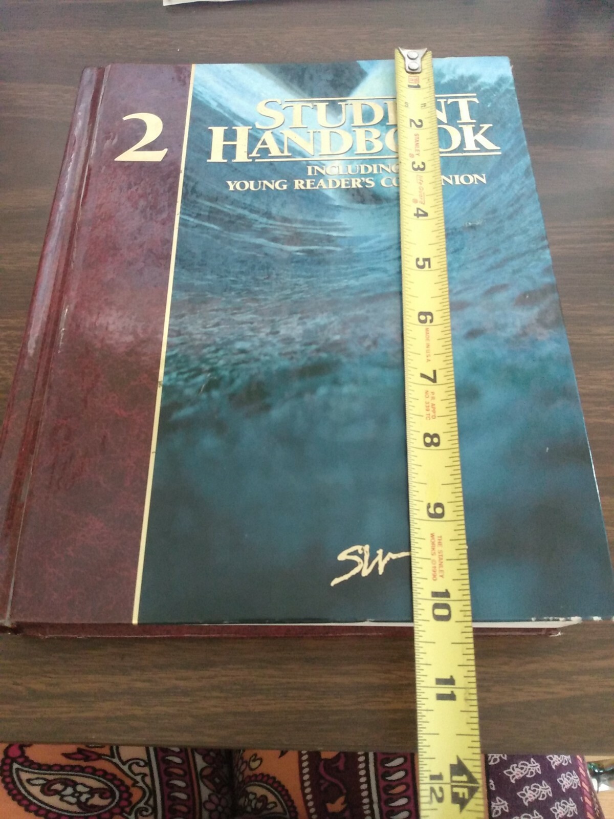 STUDENT HANDBOOK INCLUDING YOUNG READER’S COMPANION (2). (Cm)