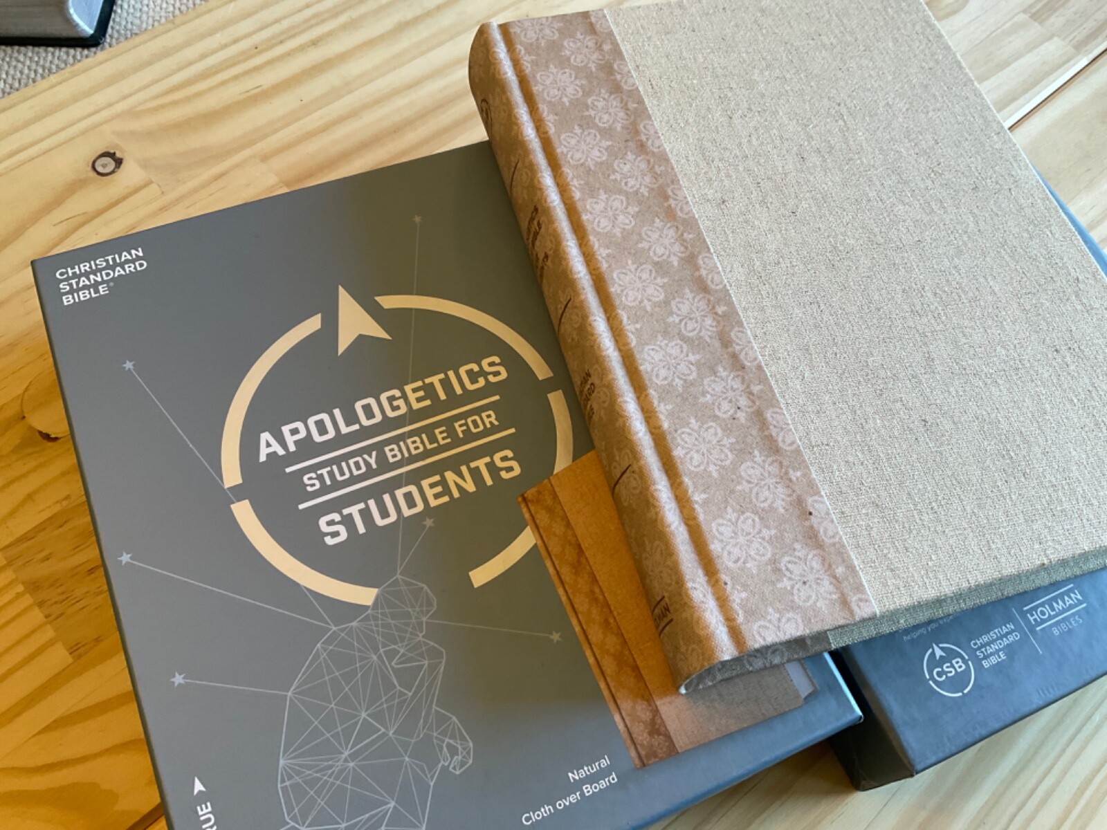 CSB Apologetics Study Bible 2018