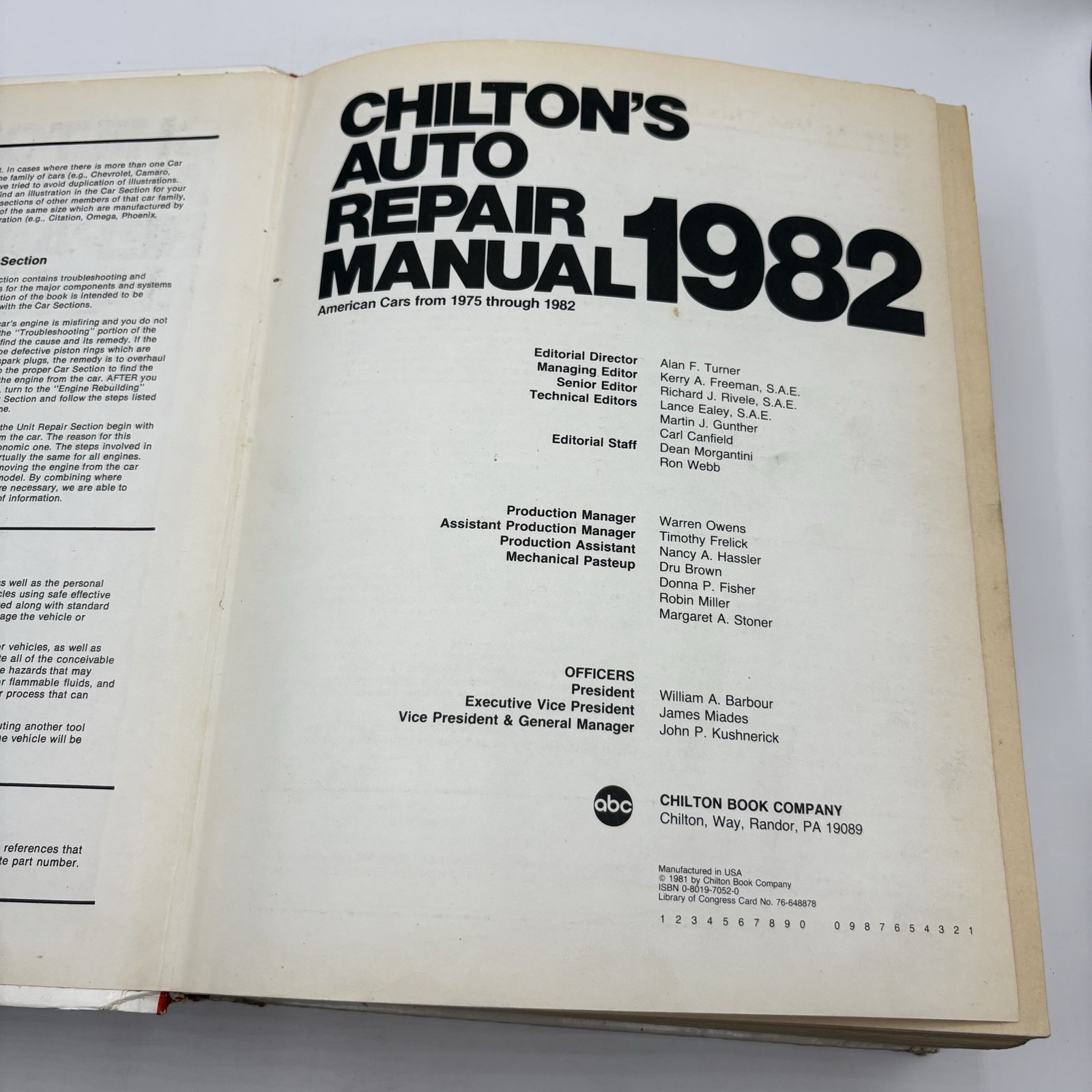 Chiltons Auto Repair Manual 1982 – Hardcover – GOOD