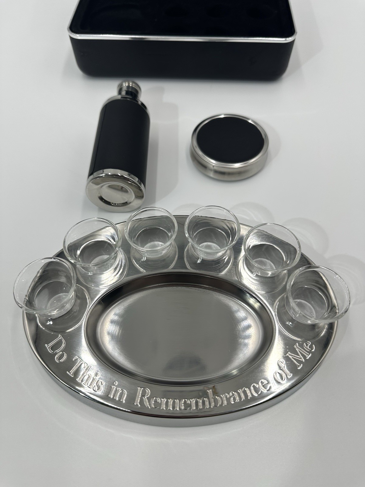 Legacy Portable Communion Set 6 Glasses Stainless Steel Host Wine Set Last Right