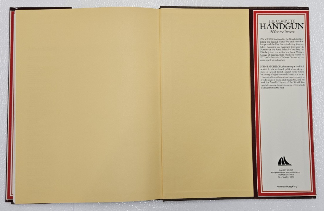 The Complete Handgun 1300 to Present Ian V Hogg 1979 Vintage Hardcover Book
