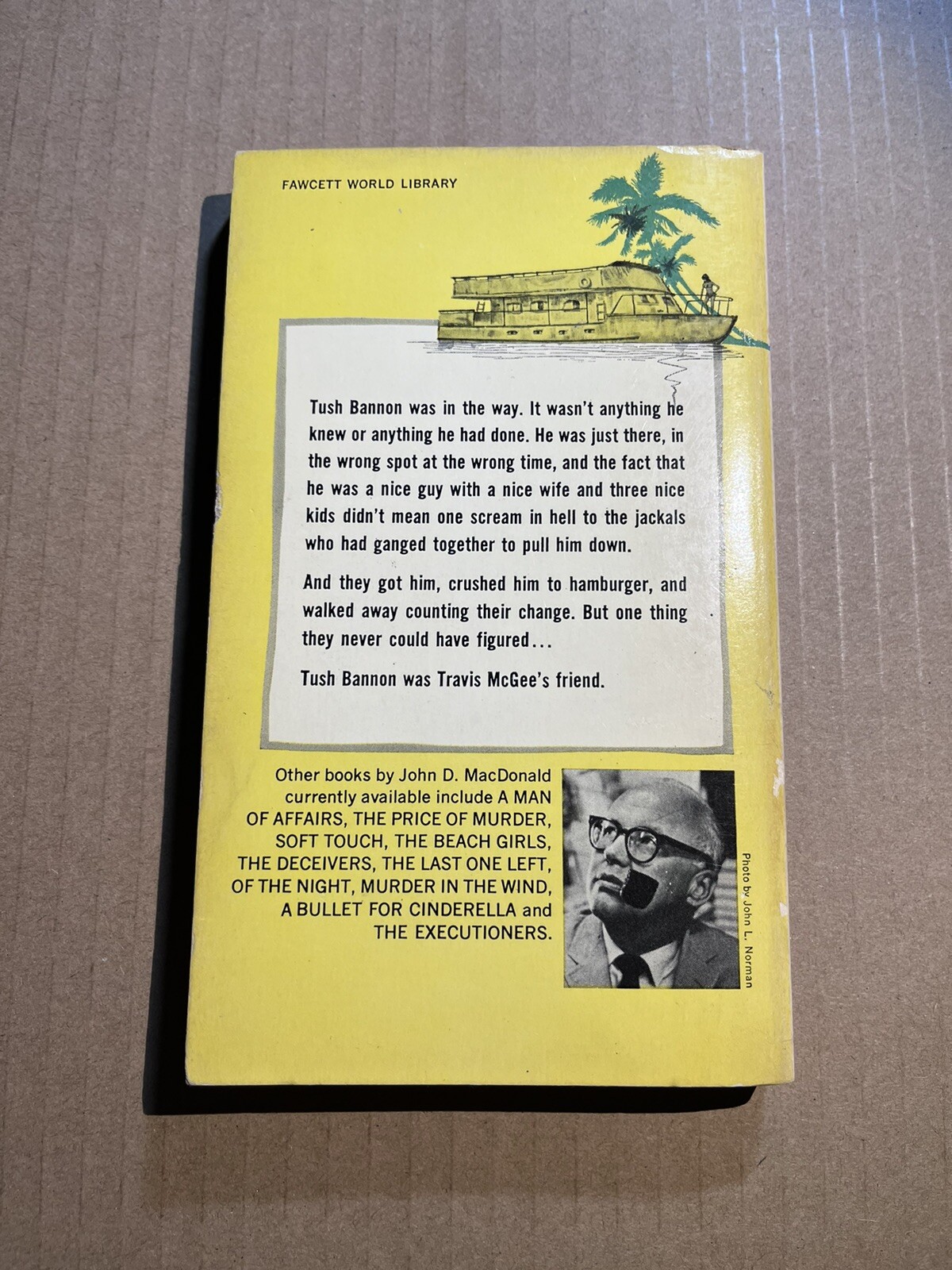 PALE GRAY FOR GUILT by John D. MacDonald vintage 1968 Fawcett paperback