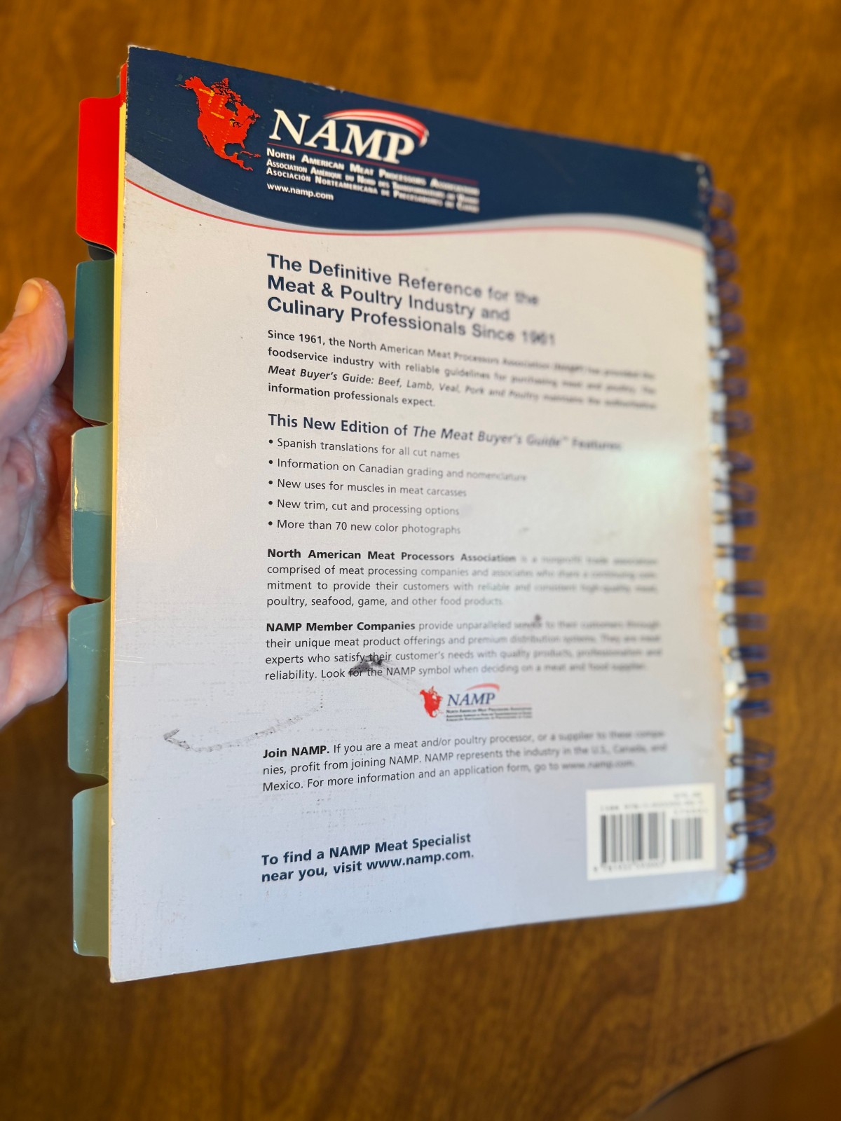 The Meat Buyer’s Guide-Spiral bound 6th ed 2010-NAMP-Illus.- Spanish cut names