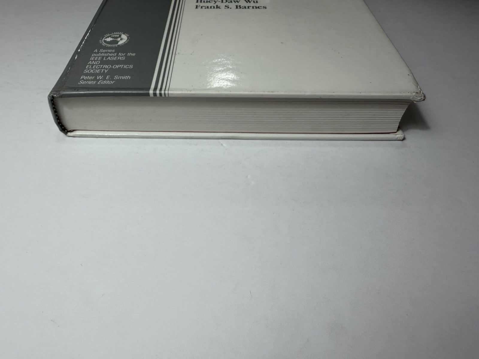 Microlenses Coupling Light to Optical Fibers Wu Barnes IEEE Press 1991 HC
