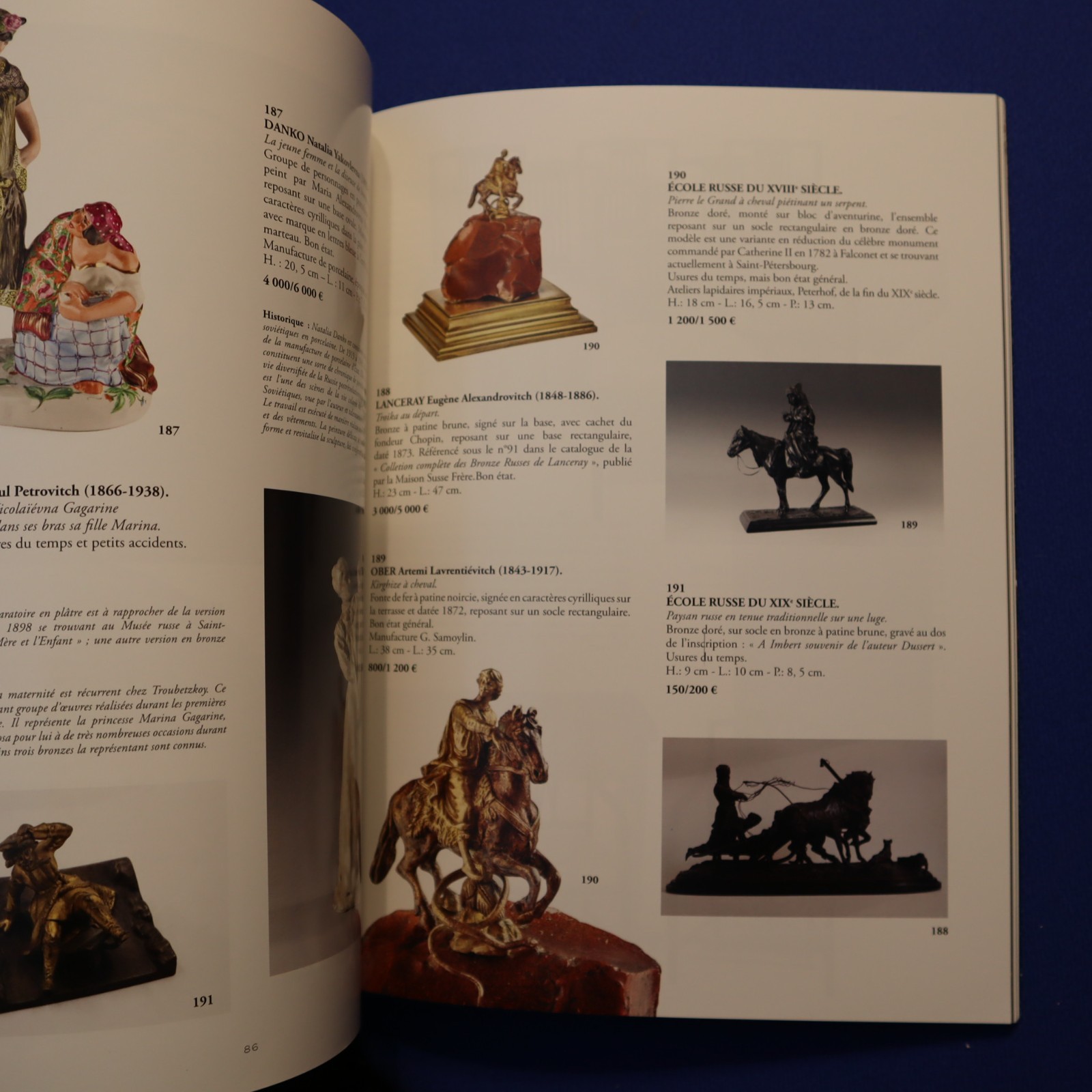 RUSSIAN ROYALTY AUCTION CATALOG 2019 HVMC , 120 PAGES IN FRENCH EX+