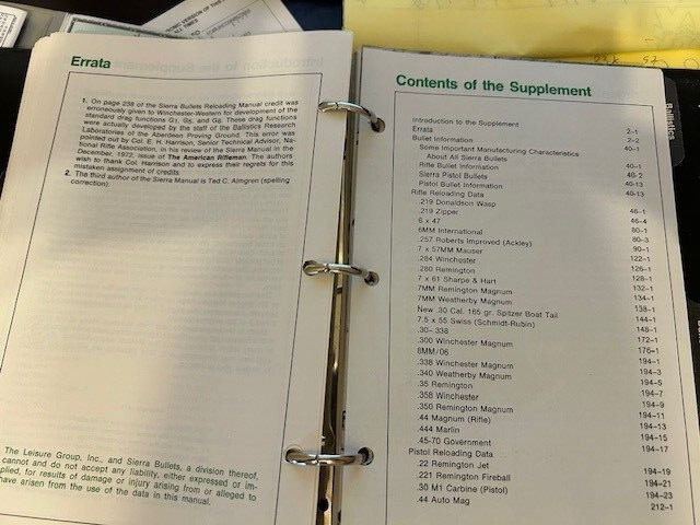 Vintage 1971 SIERRA BULLETS RELOADING MANUAL 350 pages + supplement (200 pg)