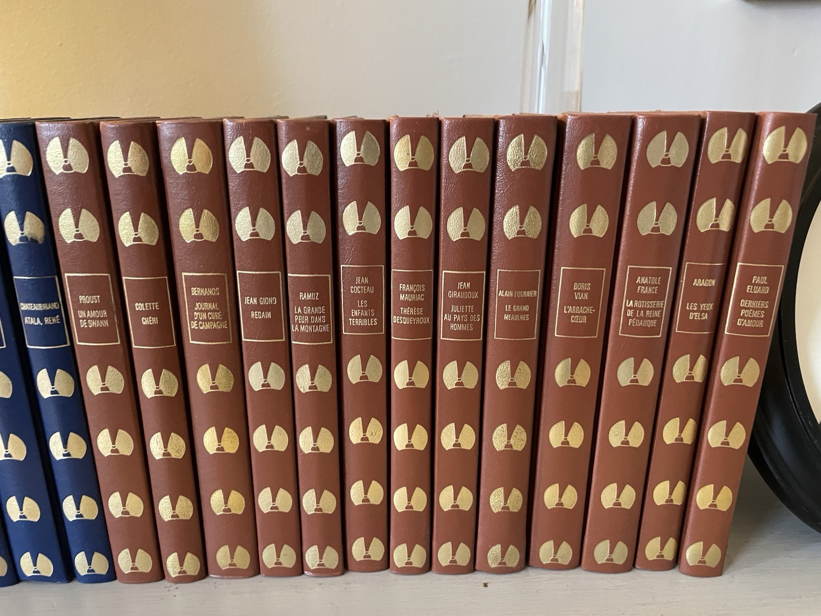 French Literature Classics Hardcover Collection (42 titles) – Académie Goncourt