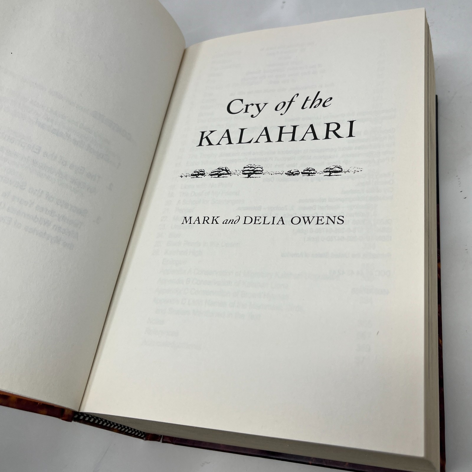 Delia Owens In Africa : A Life In The Wild by Mark Owens & Delia Owens – 2019 HC