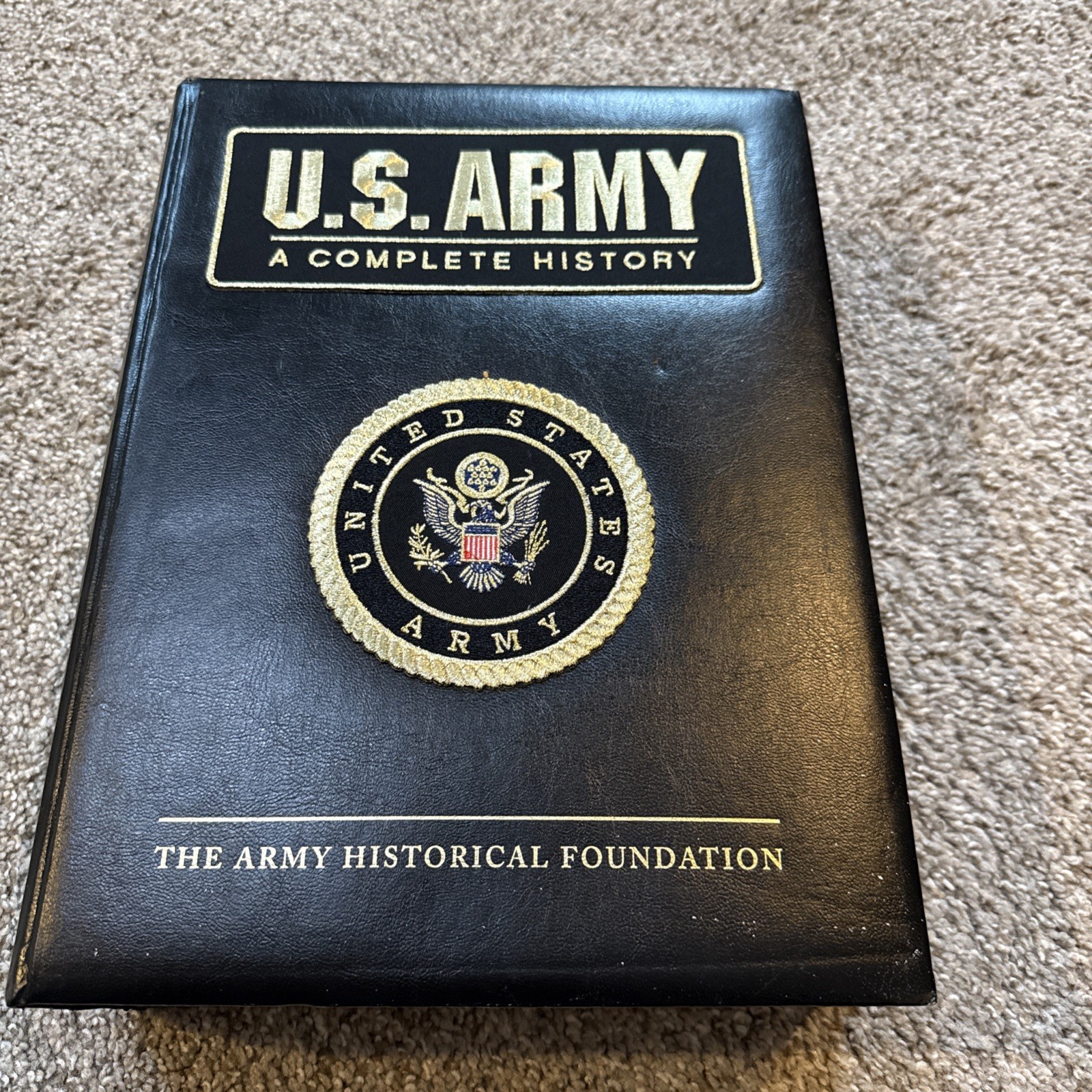 U. S. Army : A Complete History by Raymond K. Bluhm (2005, Hardcover)