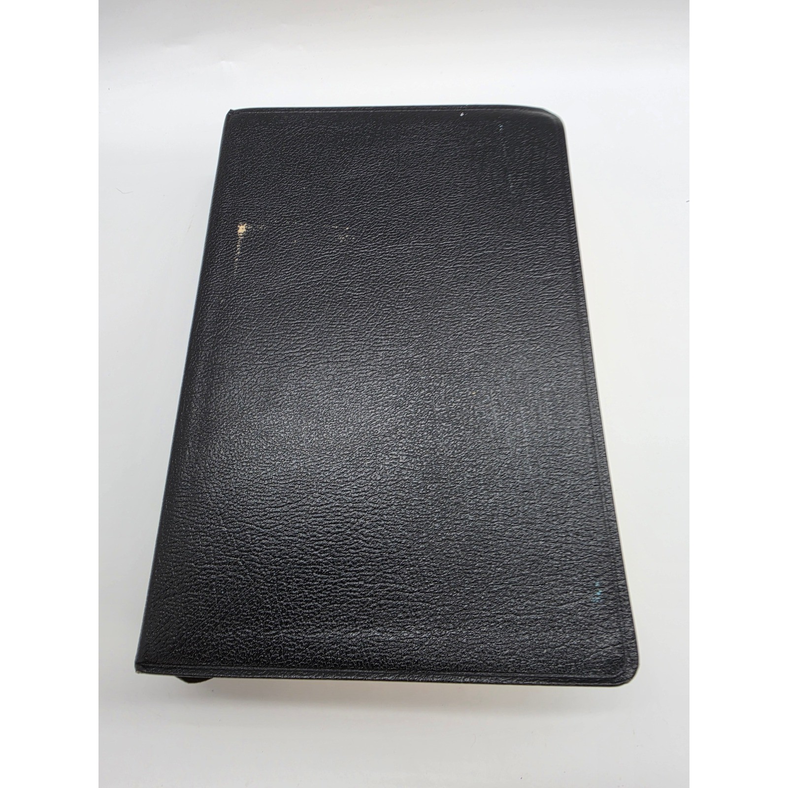Nelson NKJV Study Bible New King James Version Black Bonded Leather Gold Gilded