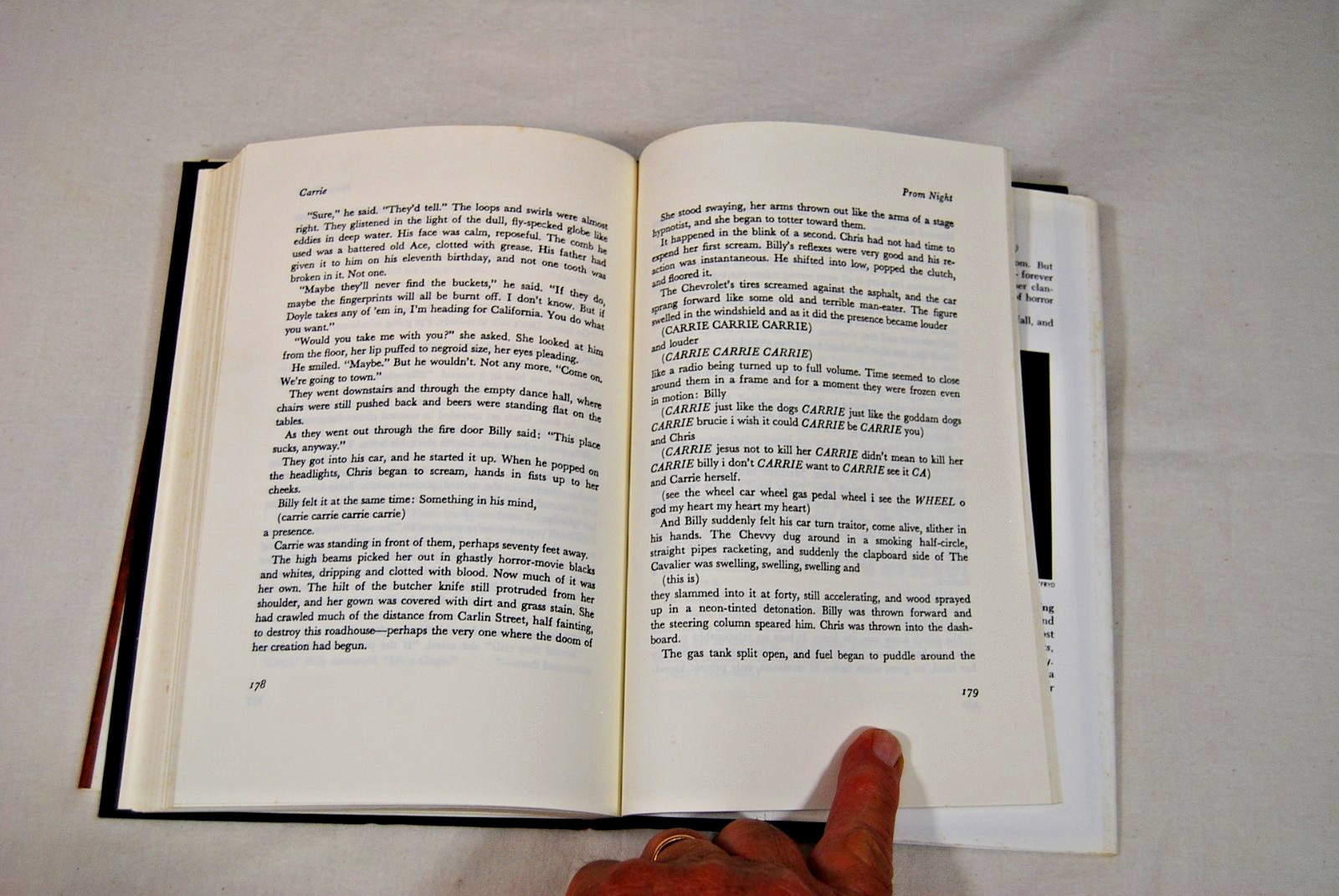 Carrie By Stephen King Hardcover 1974 1st Edition W/ Dust Jacket Doubleday