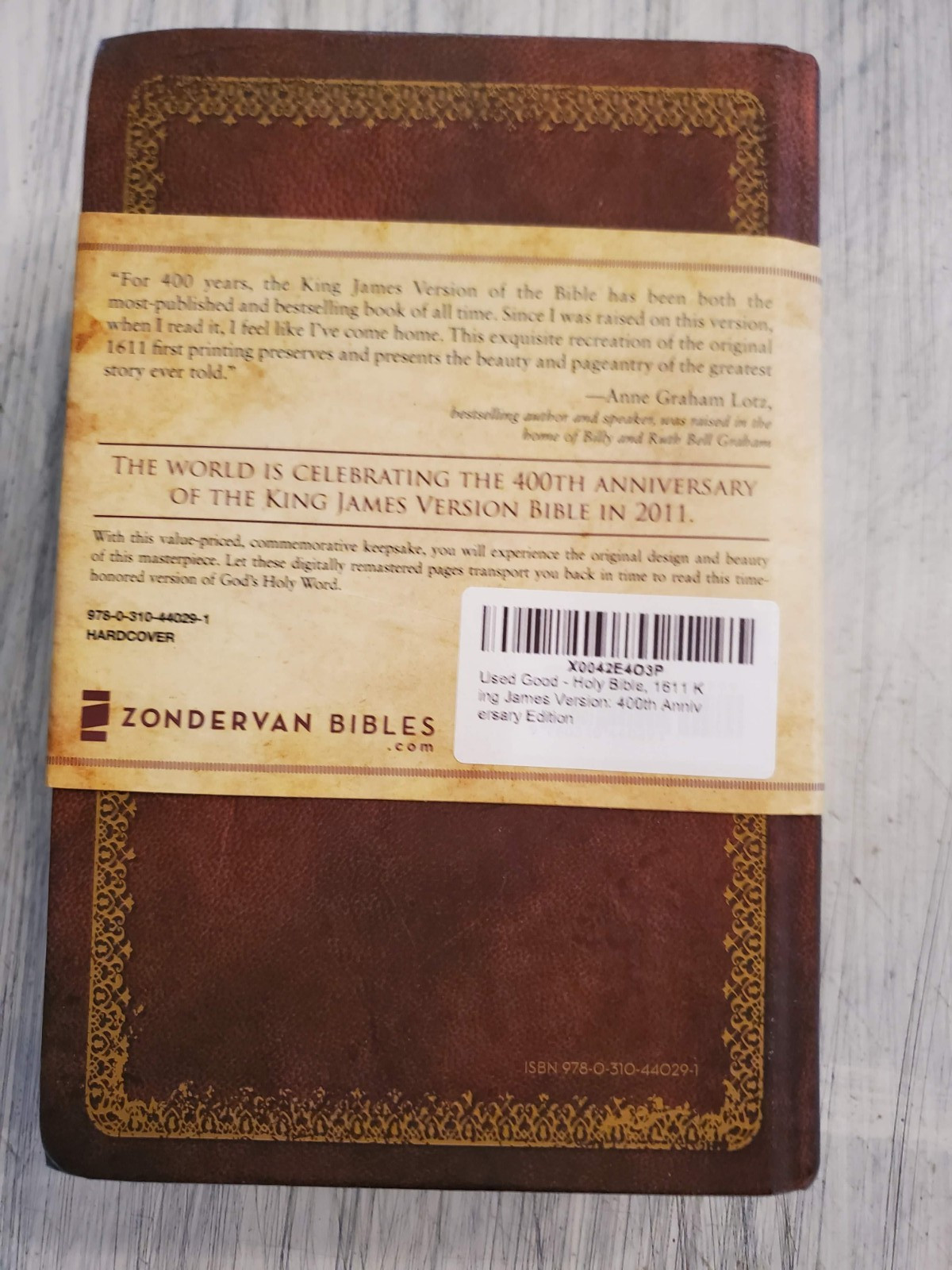 Holy Bible by Zondervan Bibles Staff (2011, Hardcover)