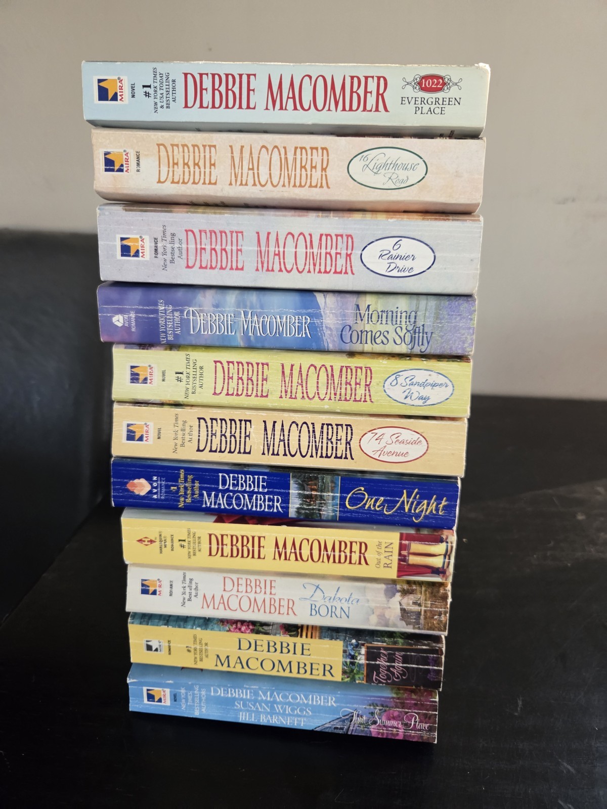 Debbie Macomber Lot Of 11 Books And 3 Are 2/3-in-1 15 Stories Total 5 Are Cedar