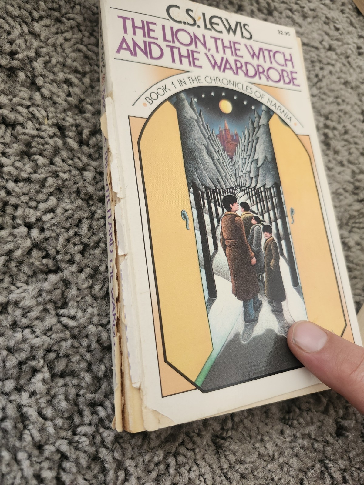 LOTR Box Set 1982 and Chronicles of Narnia Box Set 1978 Vintage Books