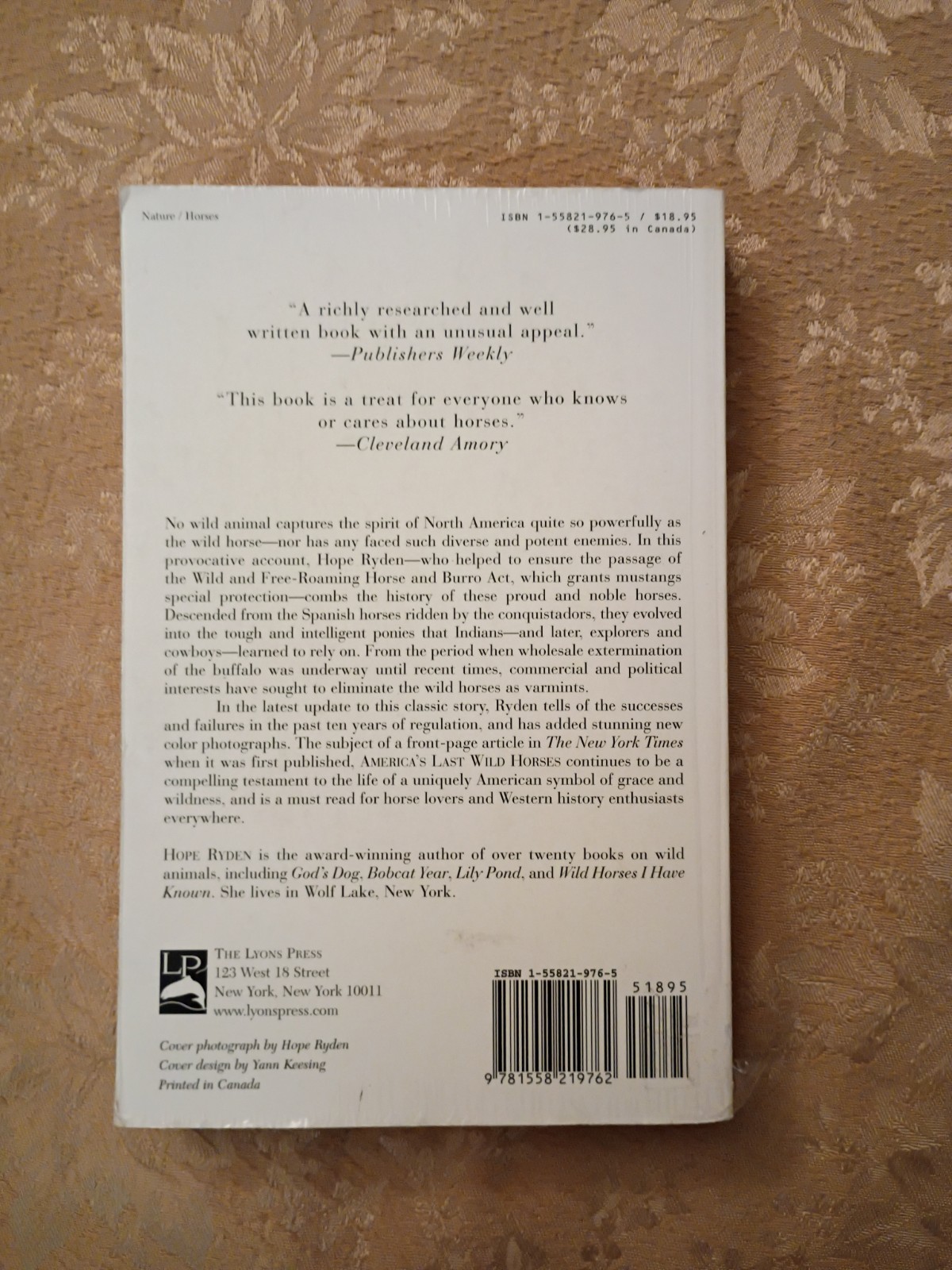 America’s Last Wild Horses Hope Ryden 1999 Paperback Ex-Library Mustangs Book