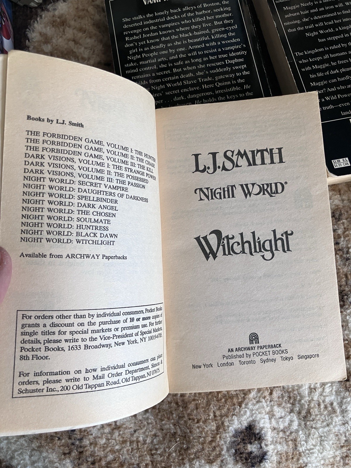 *4 NIGHT WORLD Witchlight & Huntress +++ 1st PRINTS L J Smith YA Horror PB Arch