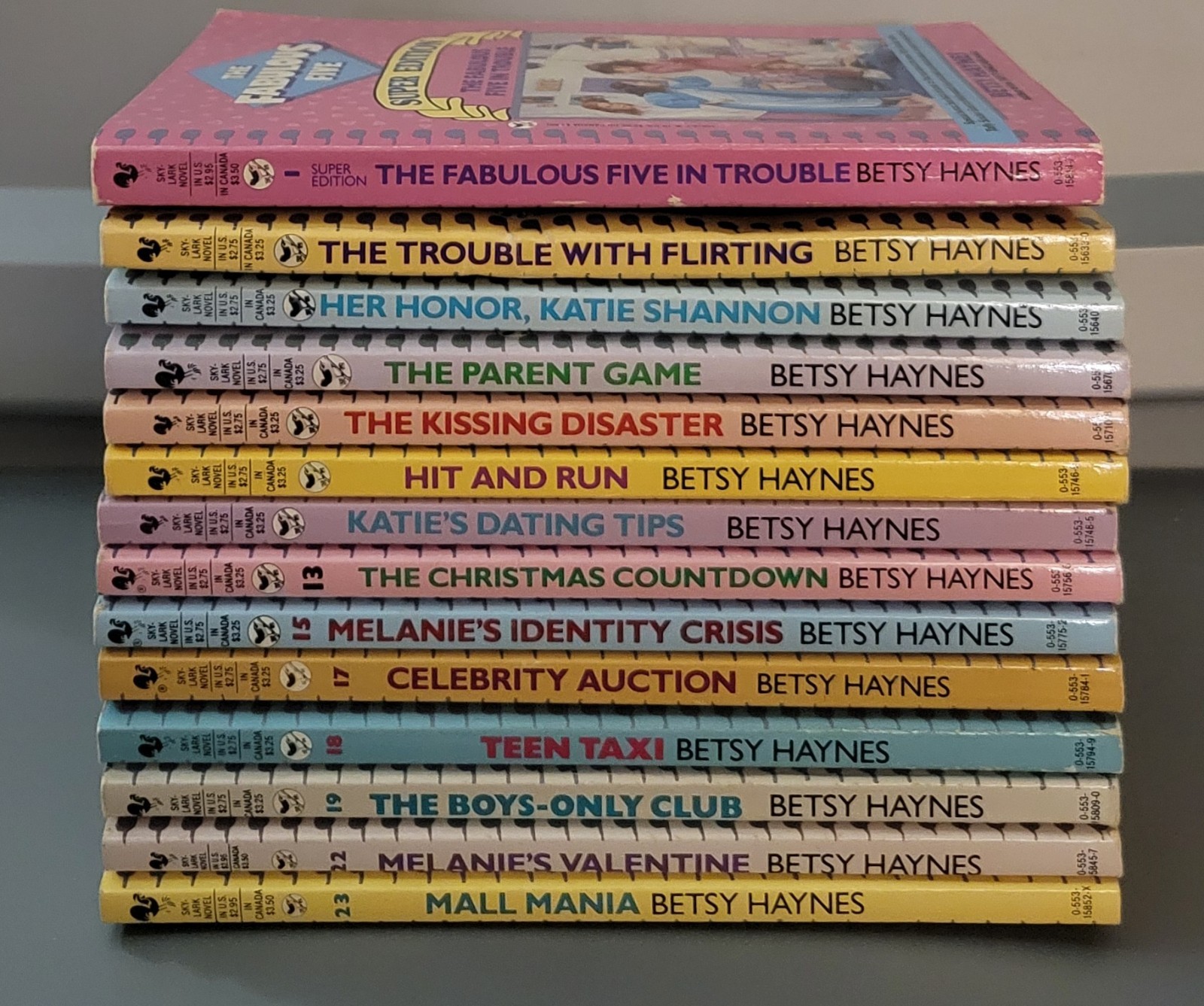 LARGE LOT OF 14! The Fabulous Five Betsy Haynes Vintage Paperback Chapter Books