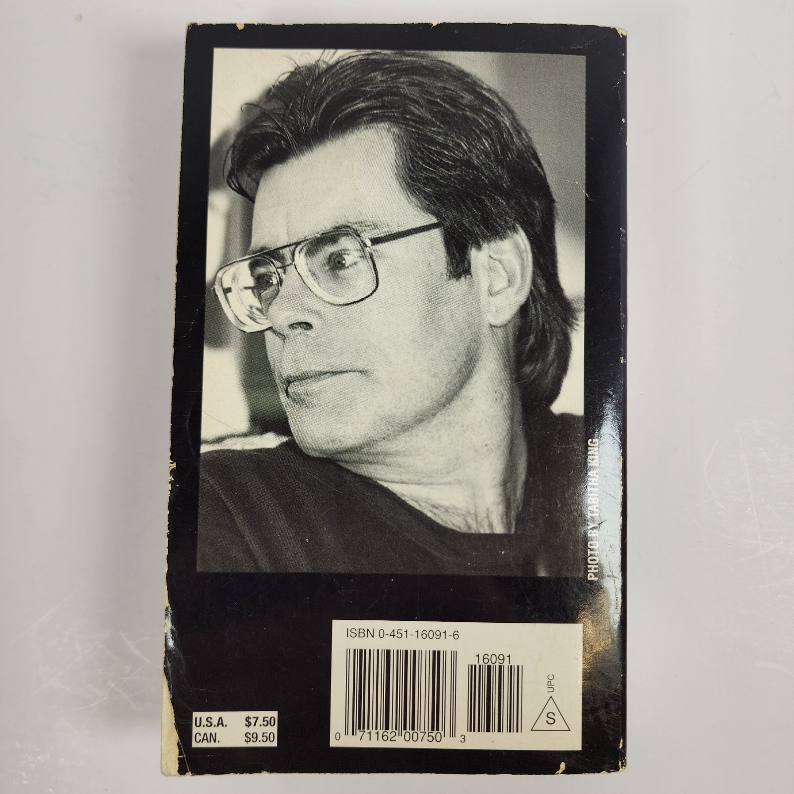 Lot of 10 Paperback Books by Stephen King Shining, Tommyknockers, Firestarter…