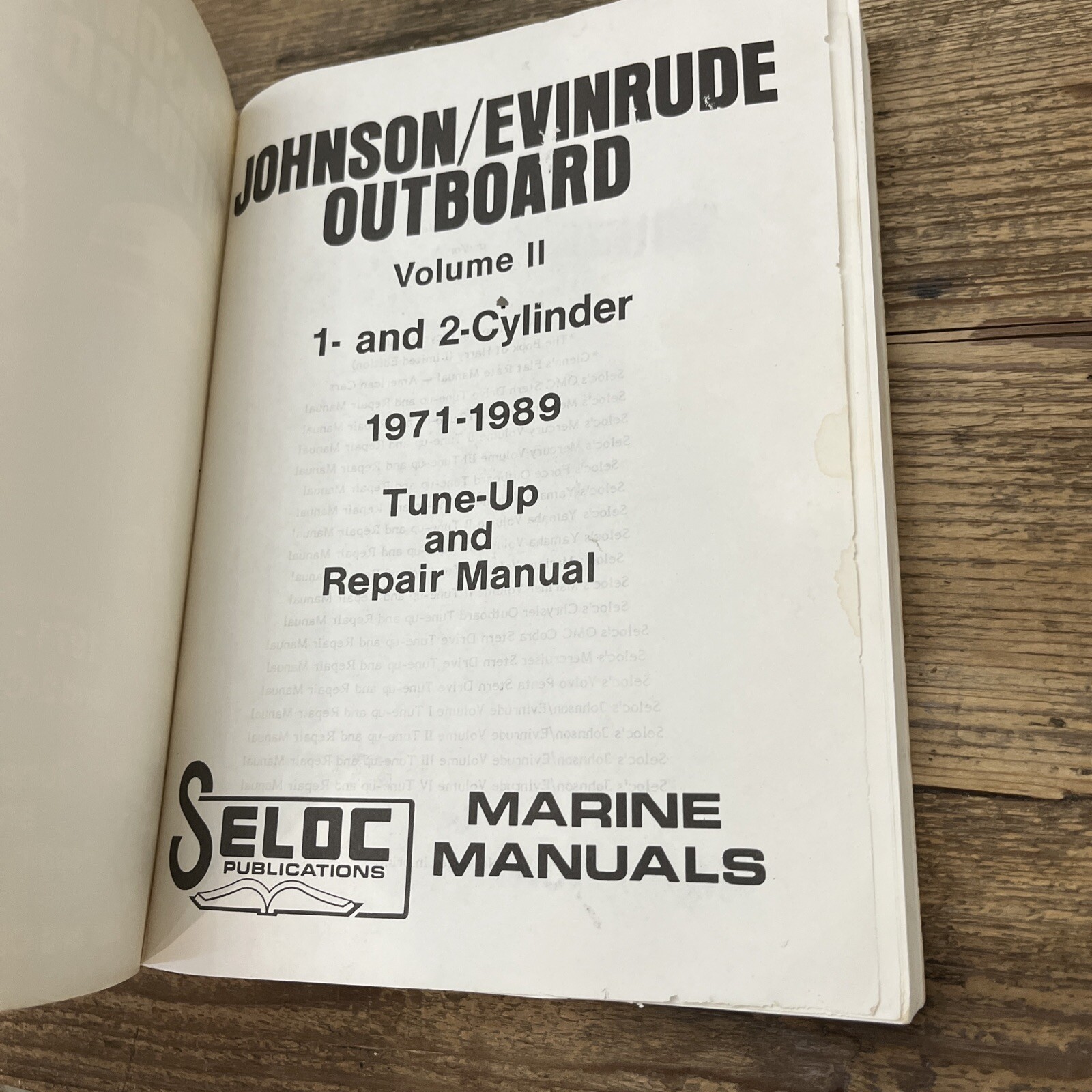 Johnson / Evinrude Outboard Vol II 1971-1989 Joan and Clarence Coles