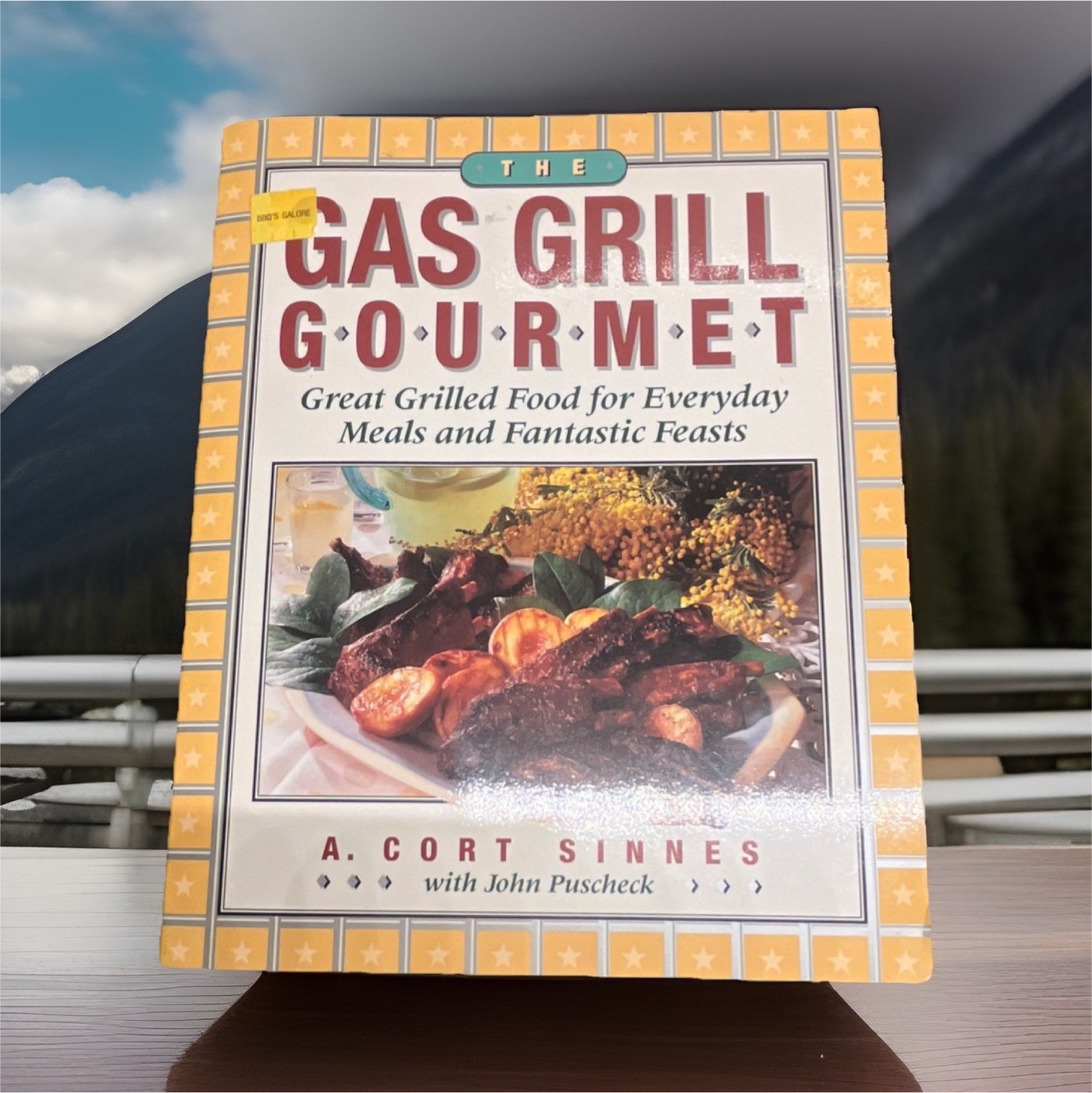 A. Cort Sinnes Gas Grill Gourmet Trade Paperback Harvard Common Press 1996