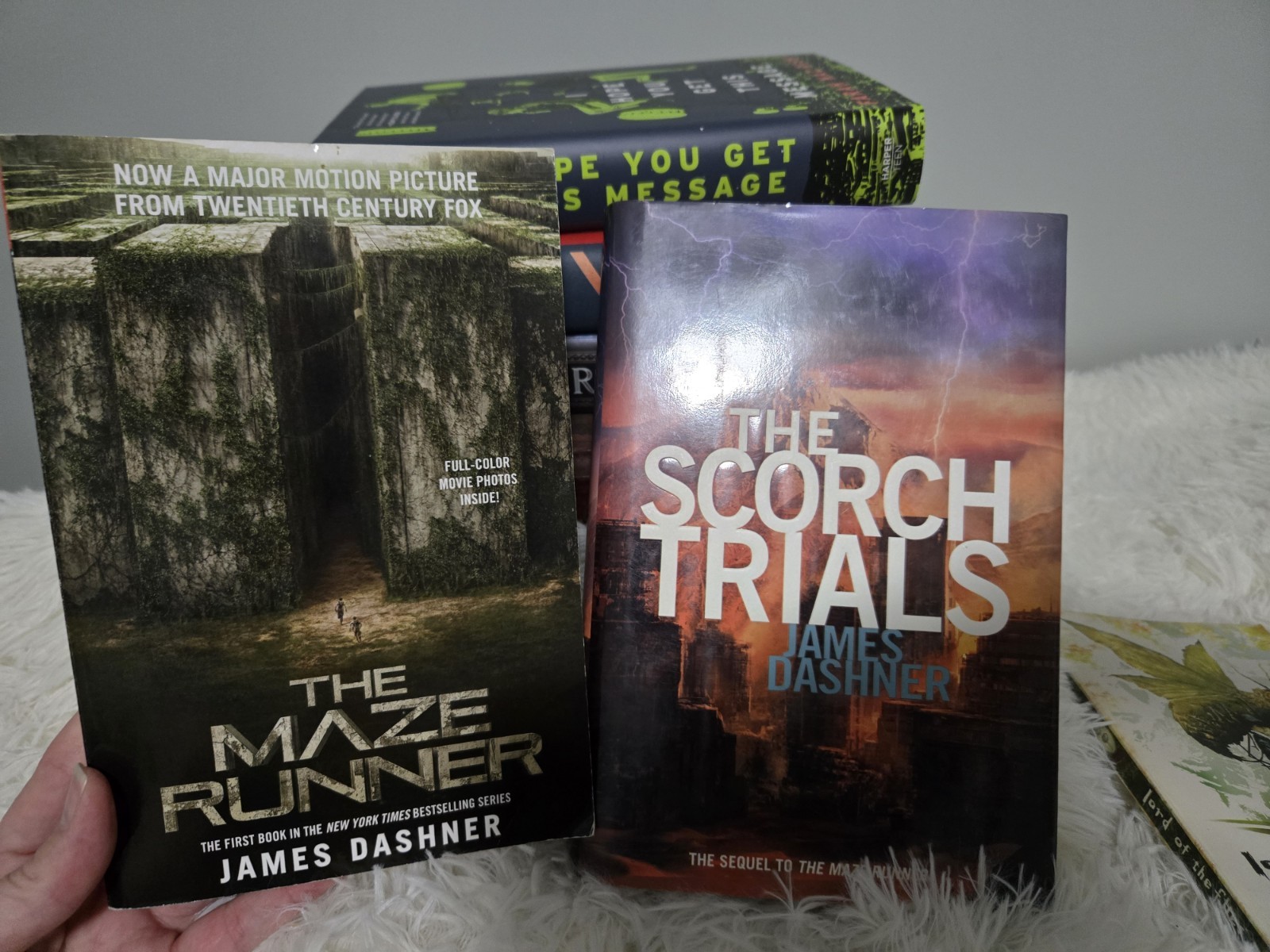 The Maze Runner Series PB YA Lot + Lord of the Flies + Stan Lee Zodiac Legacy