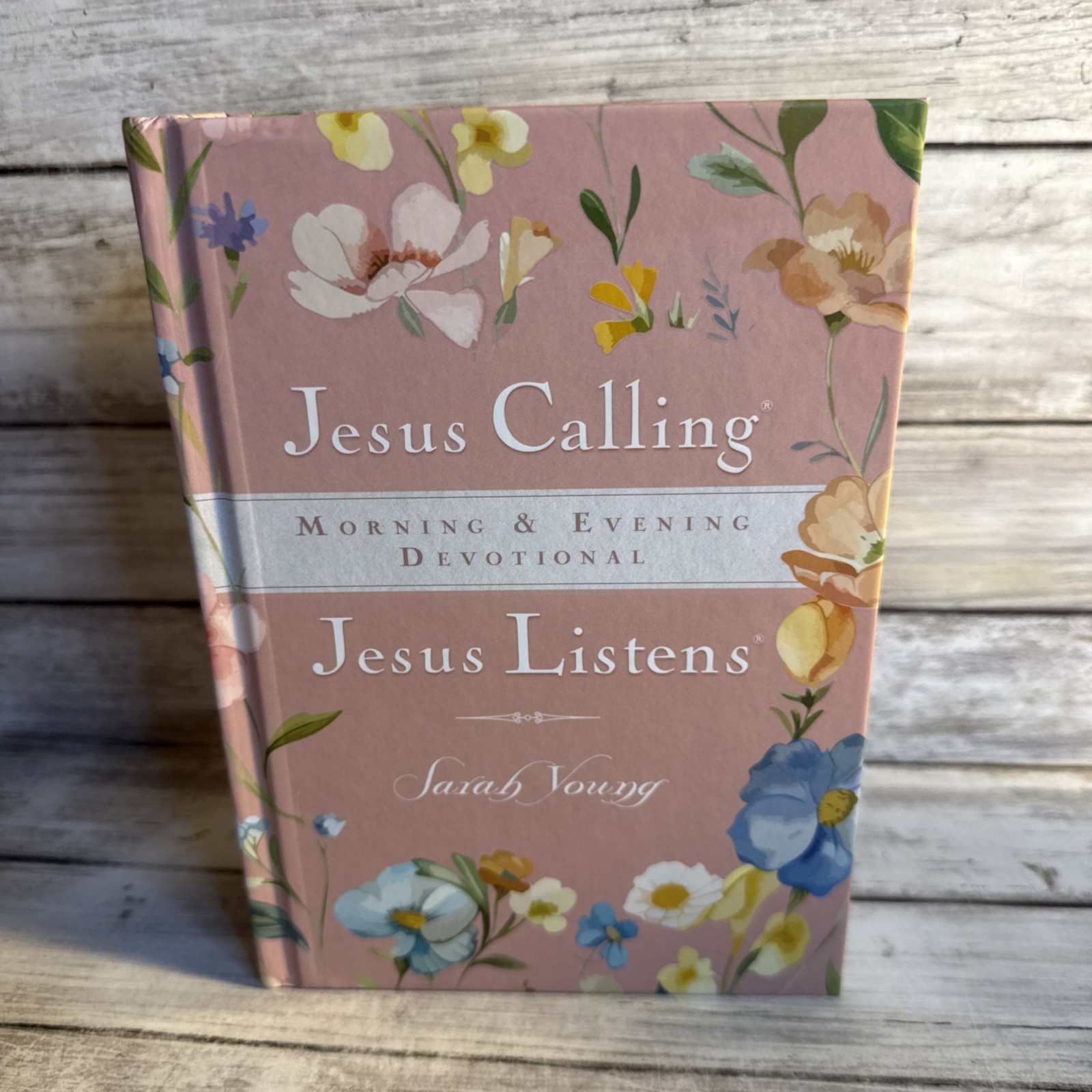 New! Jesus Calling Jesus Listens: Morning & Evening Devotional (2024,Hardcover)