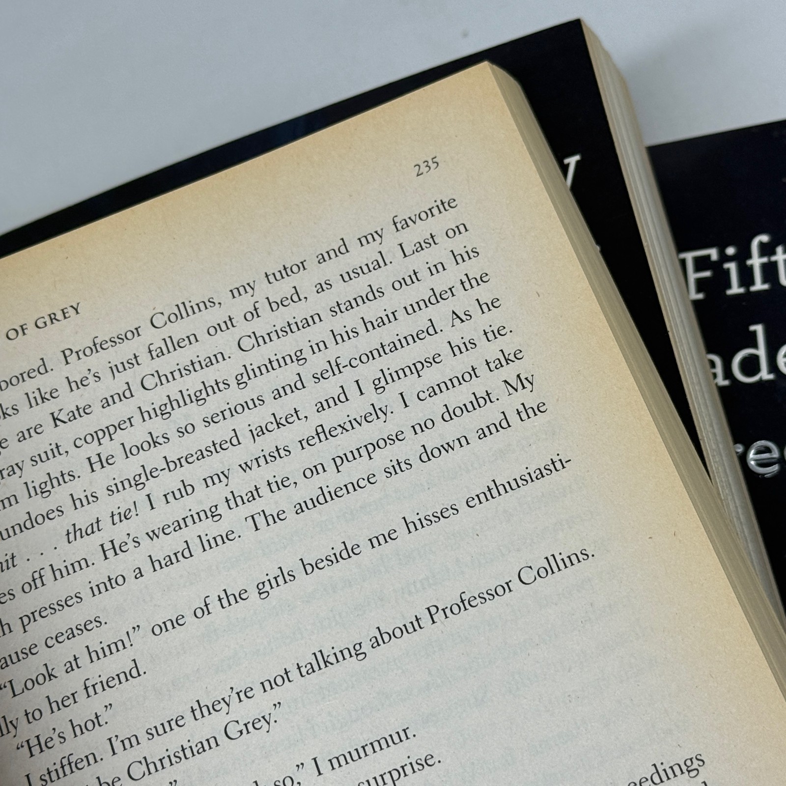 Fifty Shades Grey, Fifty Shades Darker & Fifty Shades Freed – Paperback Boxset